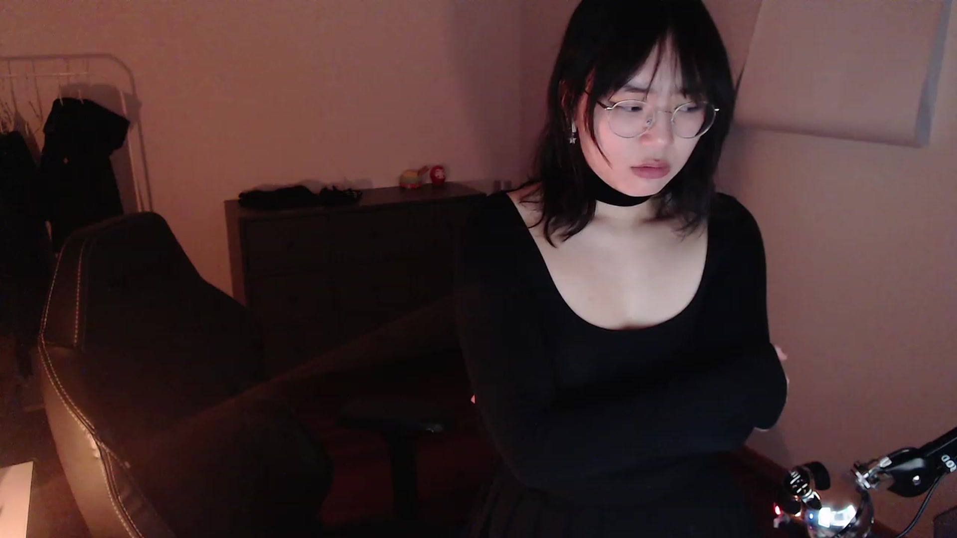 Gallery image thumbnail from n435899's myfreecams stream on, 02/14/2024, 03:03 image 1 of 20