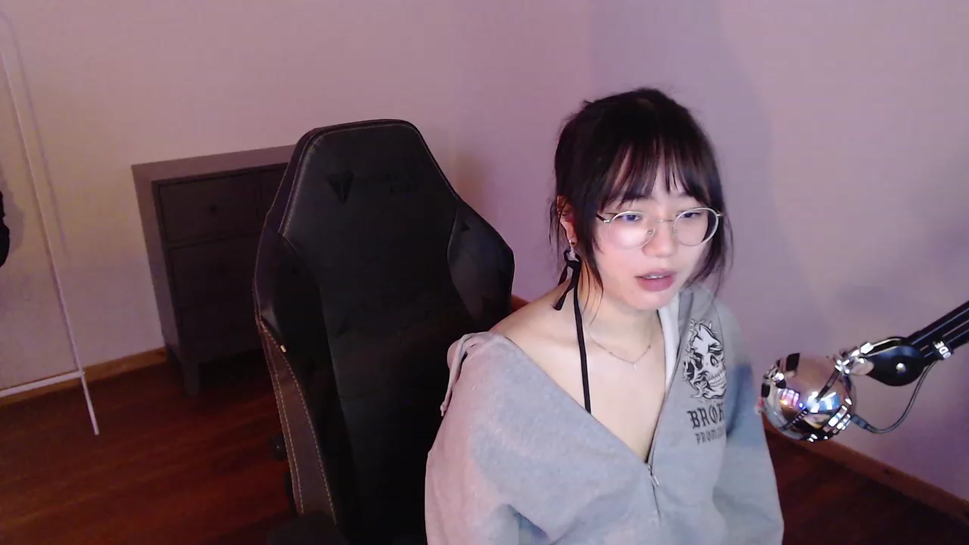 Gallery image thumbnail from n435899's myfreecams stream on, 02/21/2024, 12:47 image 6 of 20