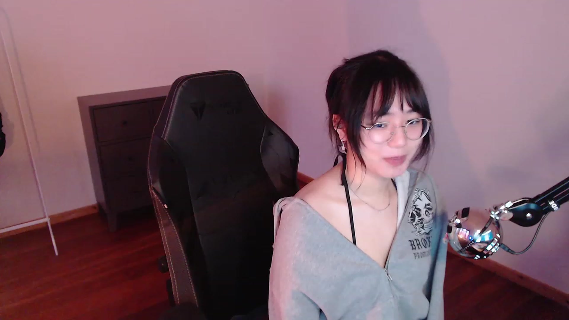 Gallery image thumbnail from n435899's myfreecams stream on, 02/21/2024, 12:47 image 10 of 20