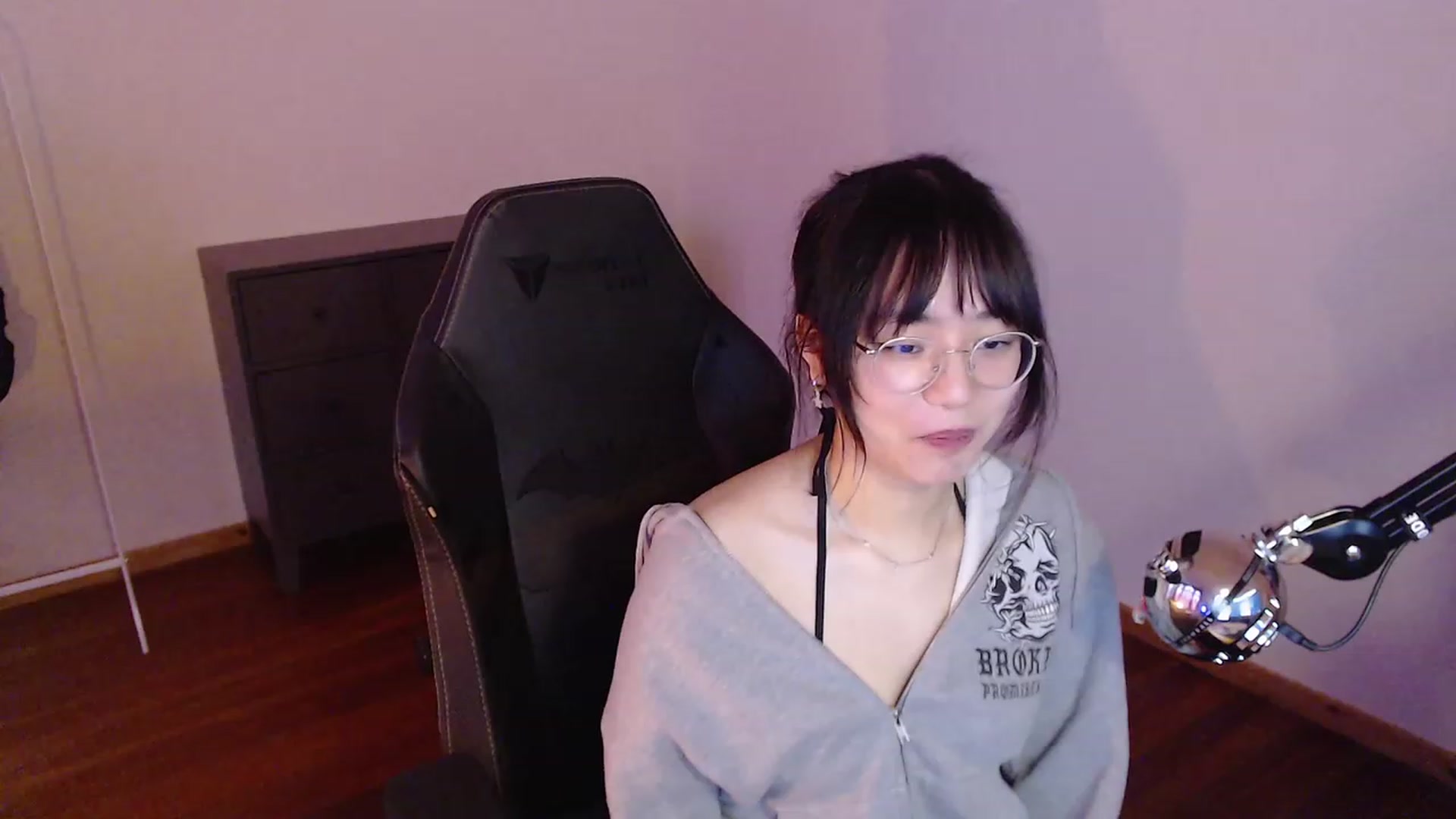 Gallery image thumbnail from n435899's myfreecams stream on, 02/21/2024, 12:47 image 14 of 20