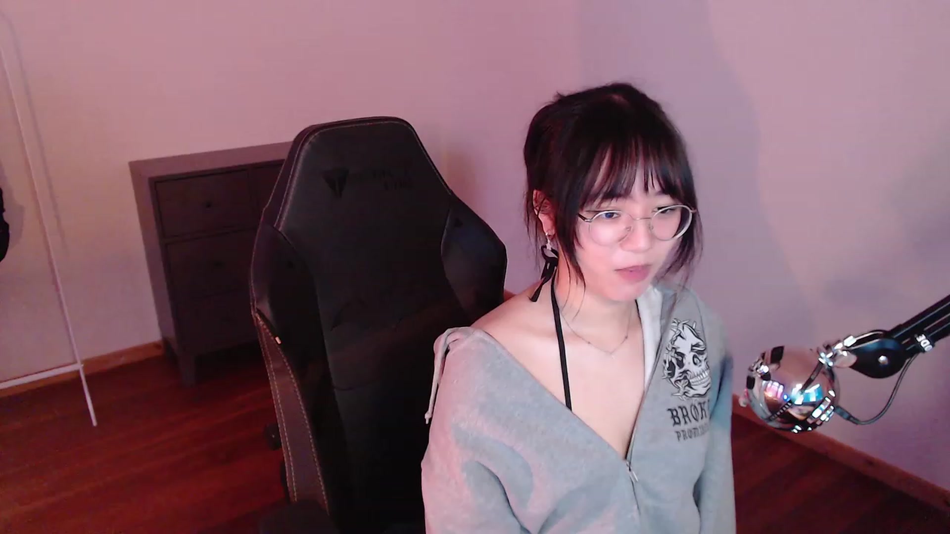 Gallery image thumbnail from n435899's myfreecams stream on, 02/21/2024, 12:47 image 5 of 20