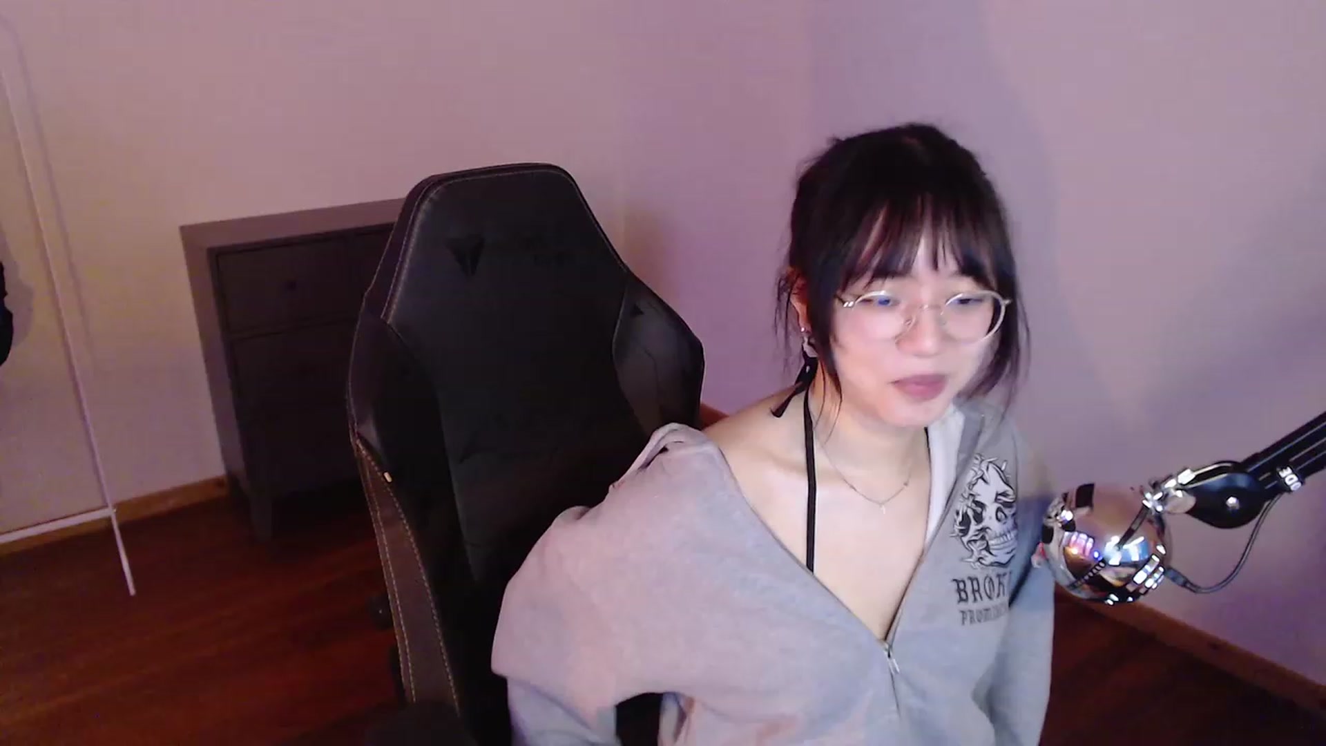 Gallery image thumbnail from n435899's myfreecams stream on, 02/21/2024, 12:47 image 7 of 20