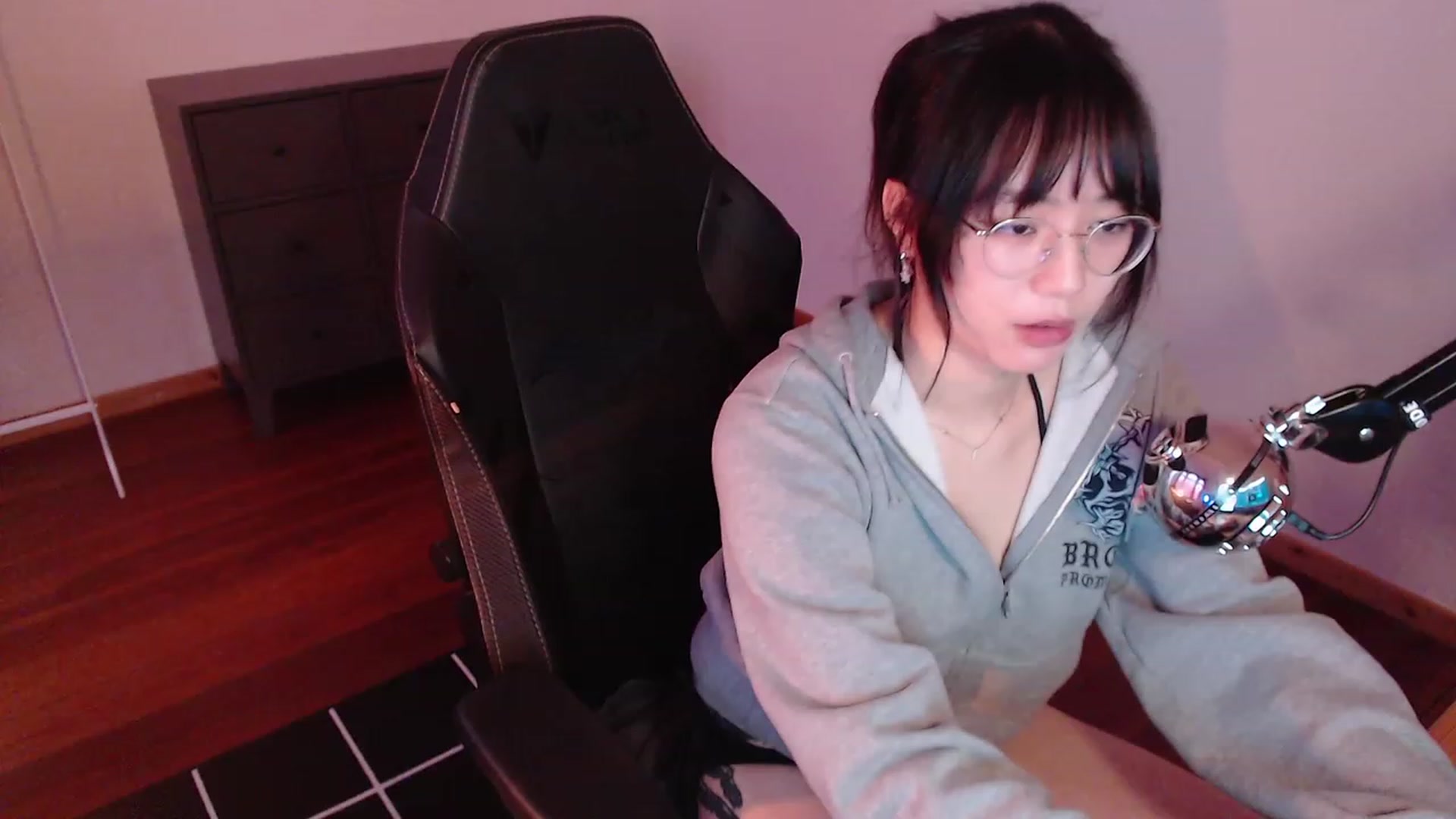 Gallery image thumbnail from n435899's myfreecams stream on, 02/21/2024, 13:55 image 19 of 20