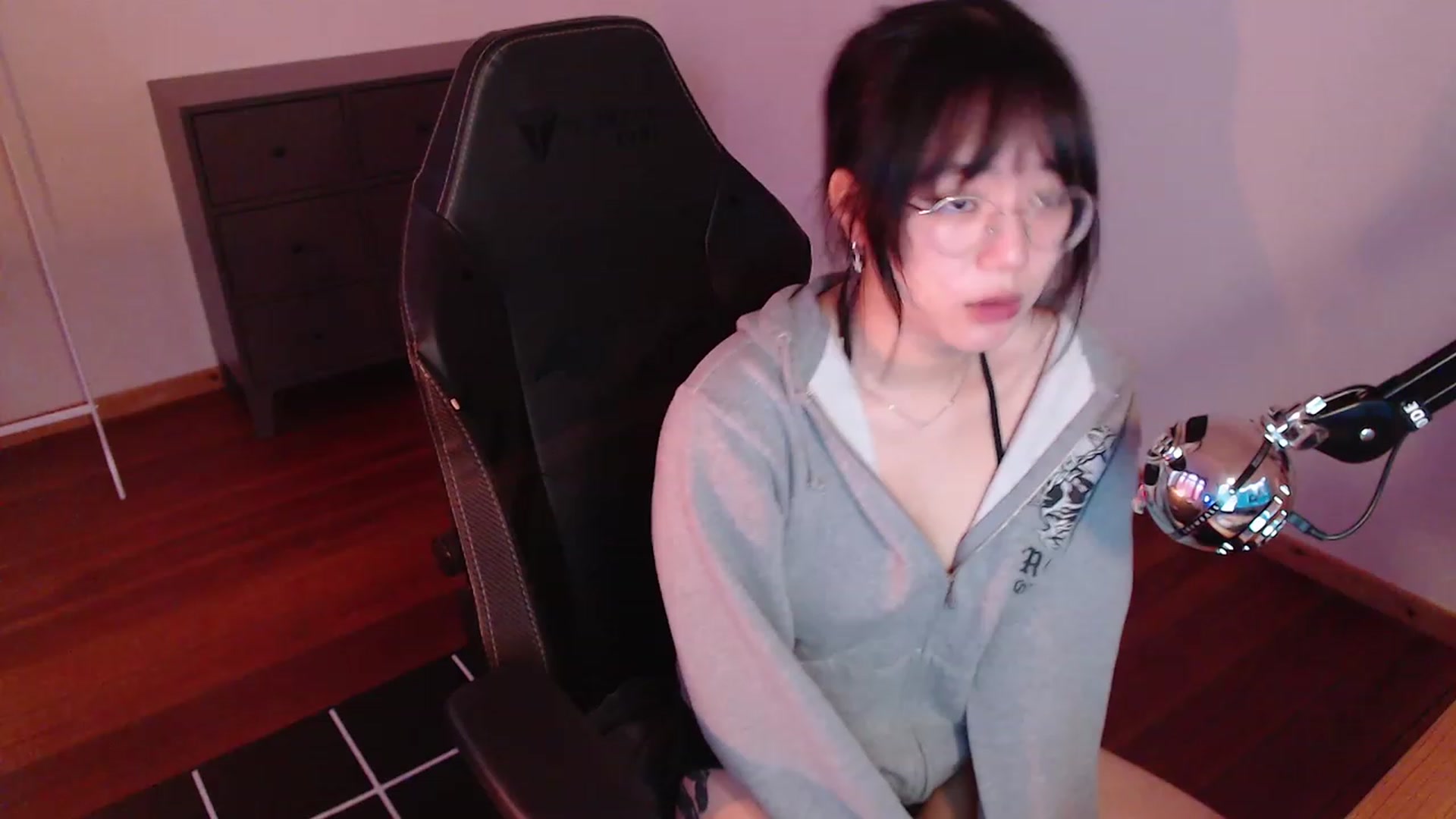 Gallery image thumbnail from n435899's myfreecams stream on, 02/21/2024, 13:55 image 18 of 20