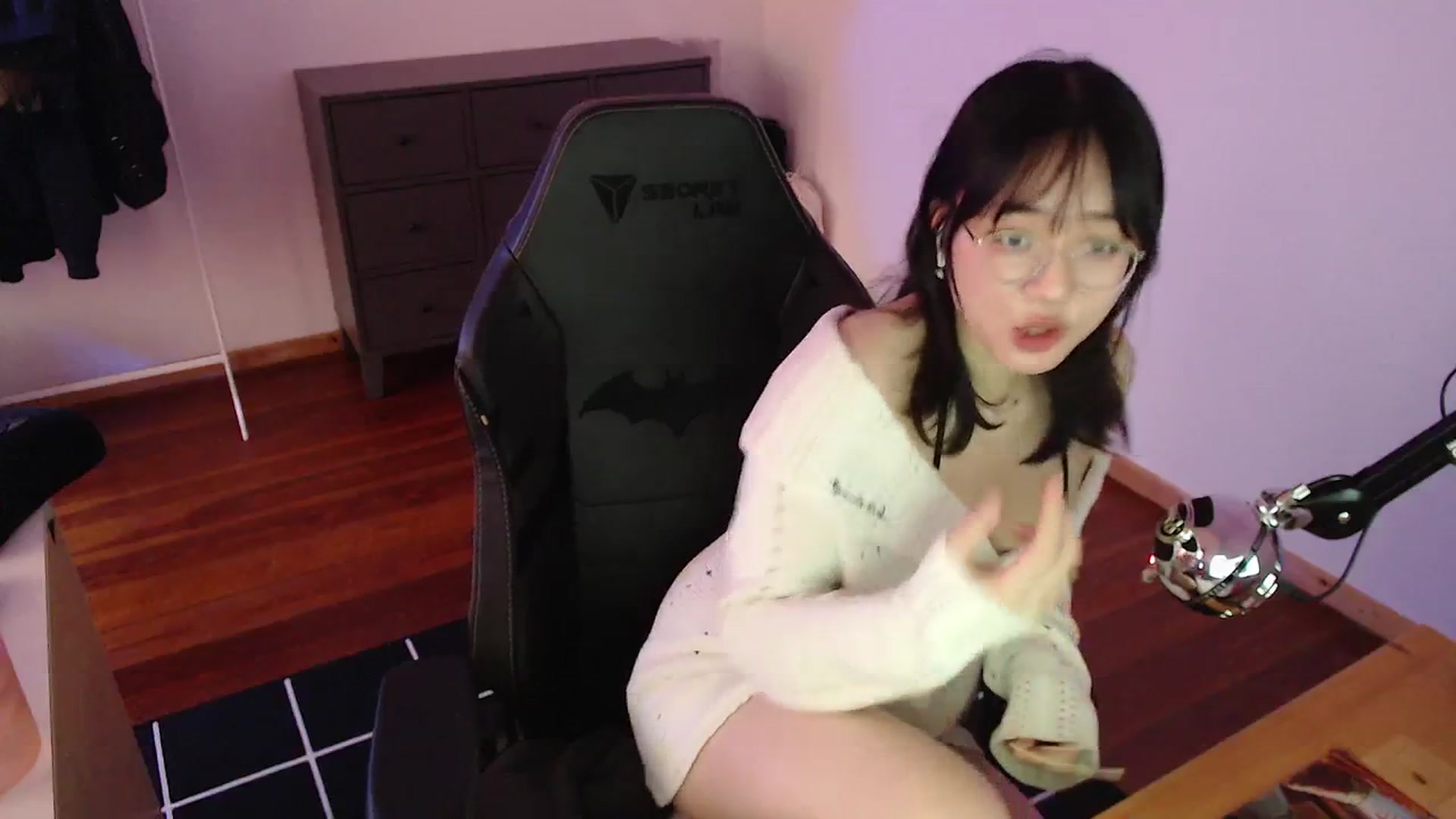 Gallery image thumbnail from n435899's myfreecams stream on, 02/28/2024, 10:07 image 7 of 20