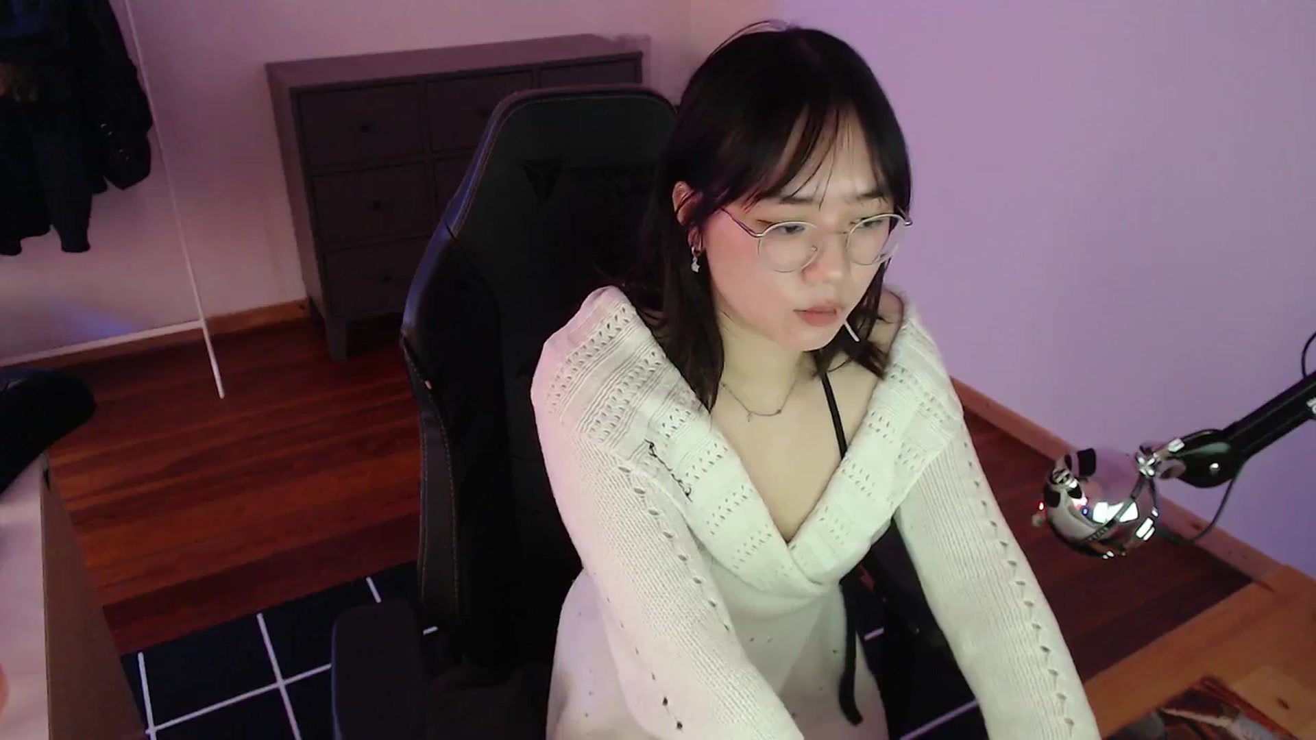 Gallery image thumbnail from n435899's myfreecams stream on, 02/28/2024, 10:07 image 18 of 20