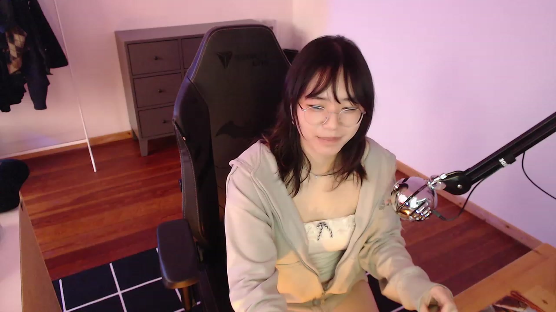 Gallery image thumbnail from n435899's myfreecams stream on, 02/29/2024, 08:23 image 14 of 20