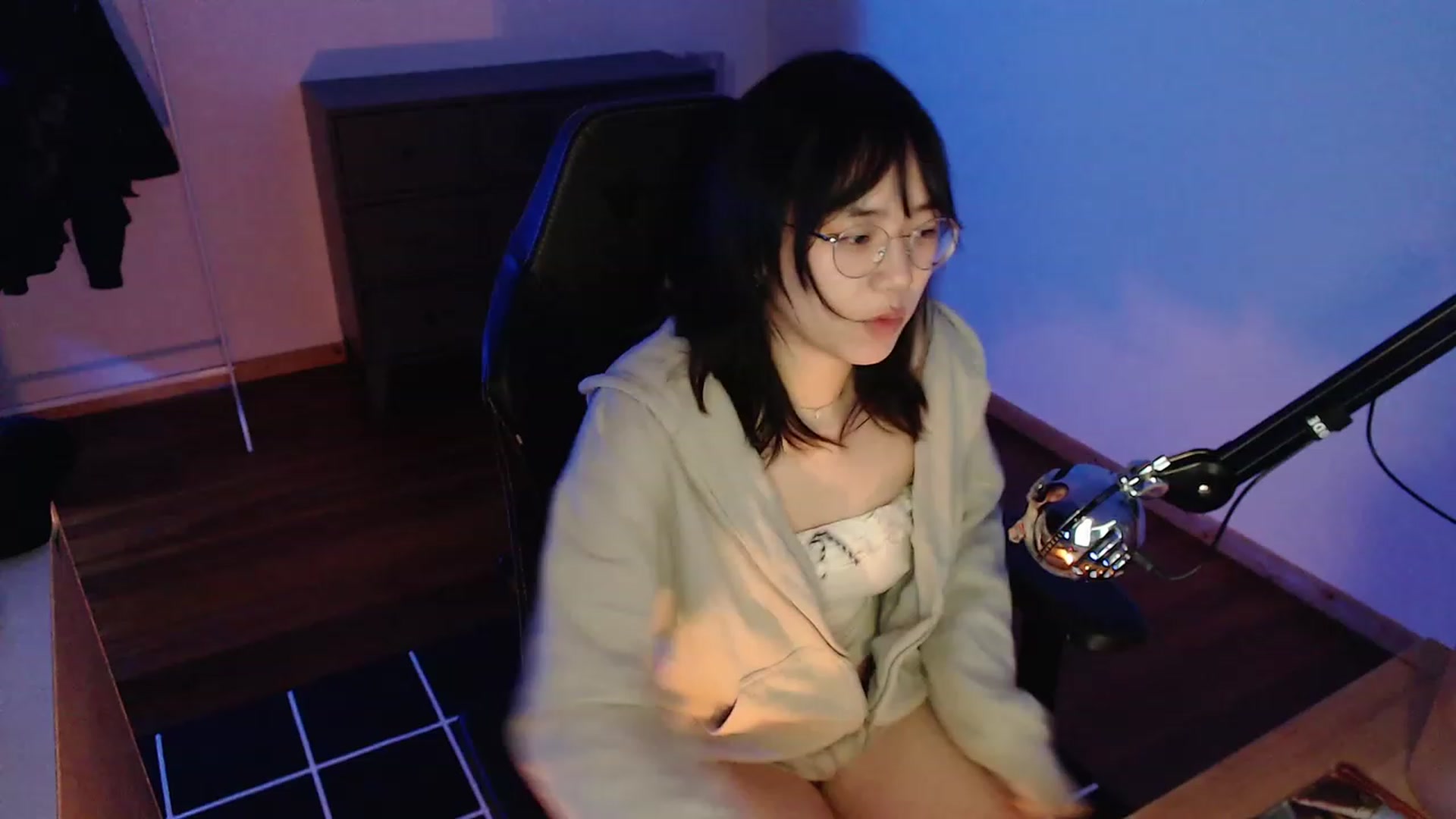Gallery image thumbnail from n435899's myfreecams stream on, 02/29/2024, 08:23 image 2 of 20