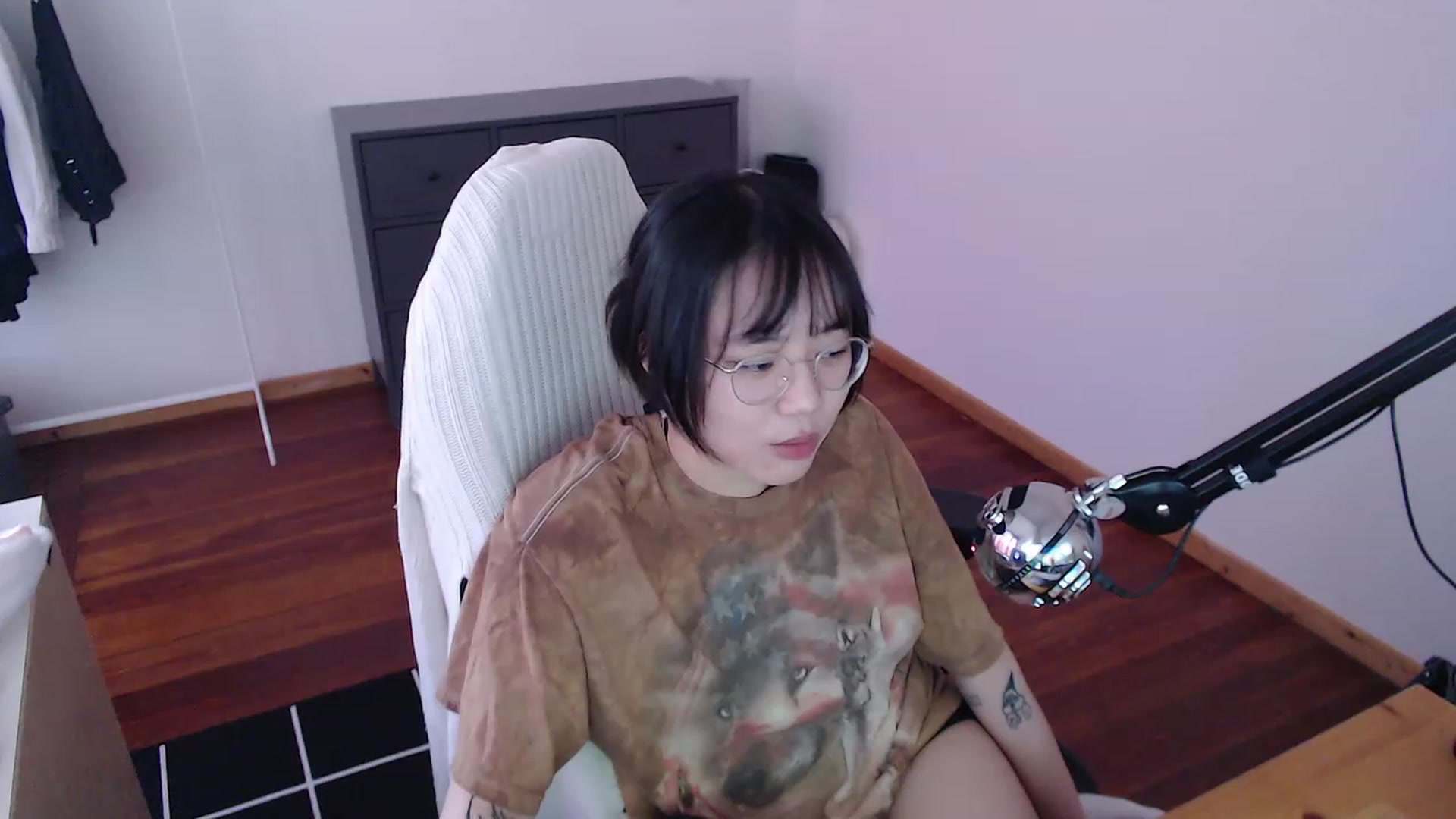 Gallery image thumbnail from n435899's myfreecams stream on, 03/14/2024, 15:37 image 12 of 20