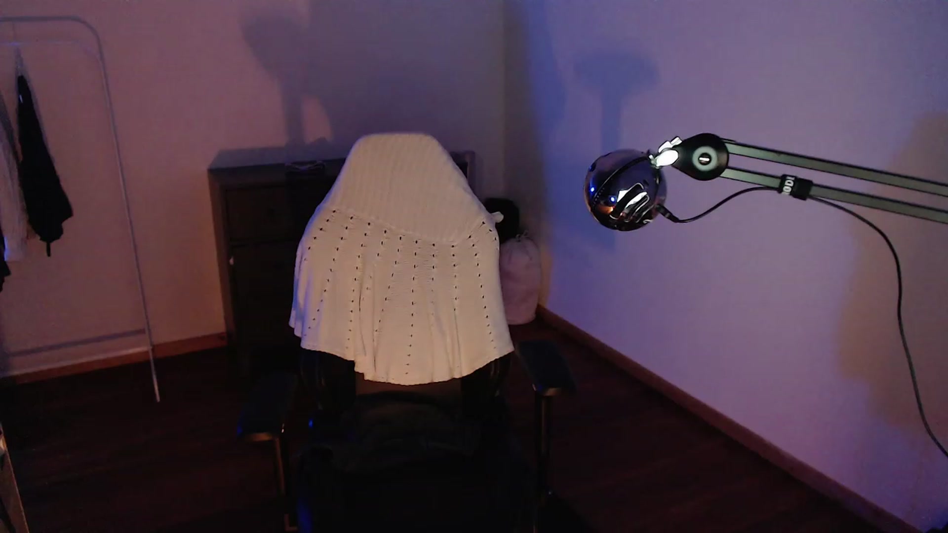 Gallery image thumbnail from n435899's myfreecams stream on, 03/16/2024, 05:05 image 17 of 20