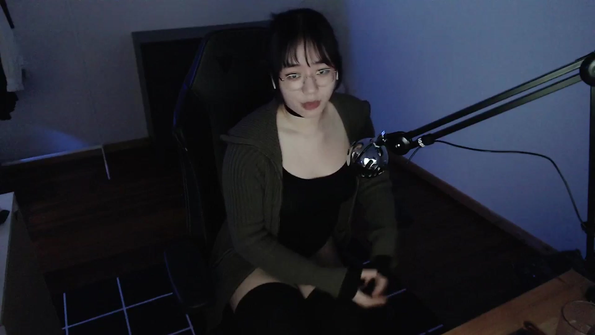 Gallery image thumbnail from n435899's myfreecams stream on, 03/21/2024, 11:23 image 5 of 20