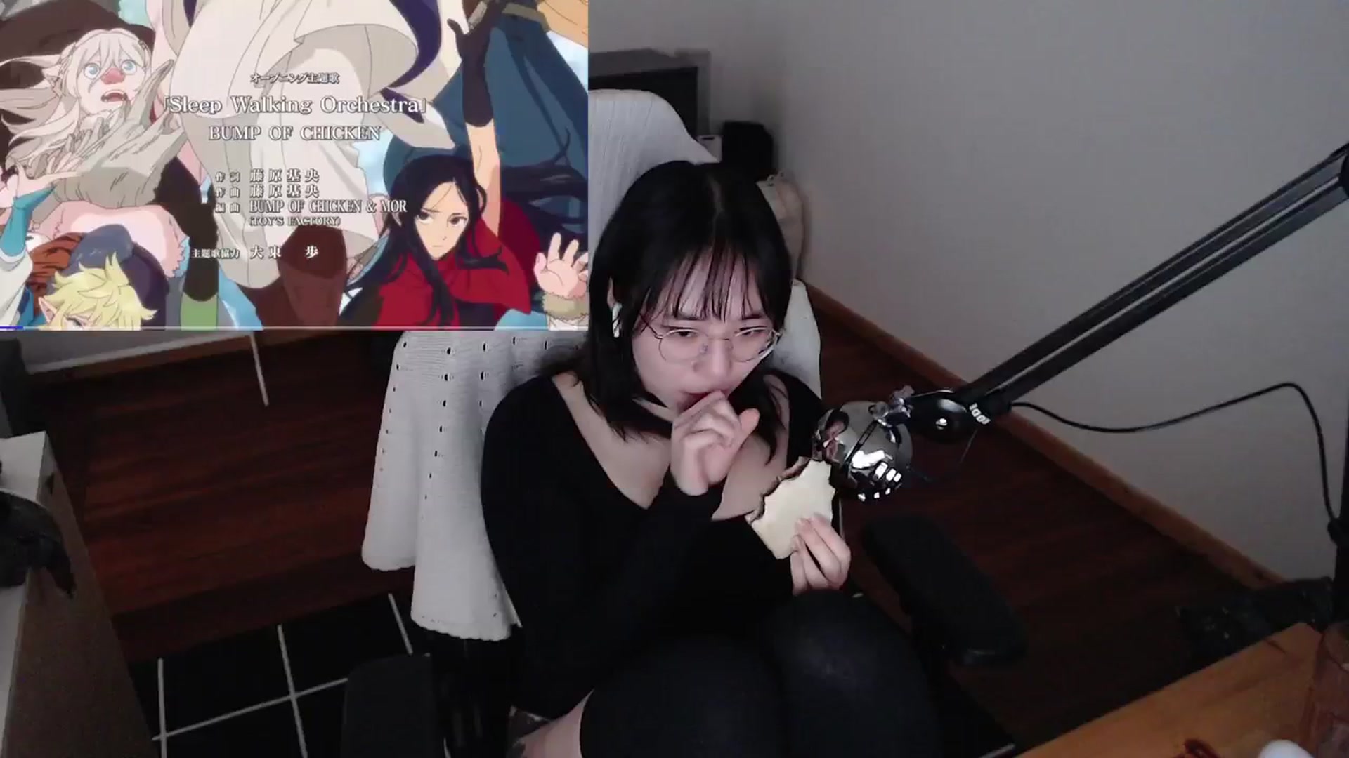 Gallery image thumbnail from n435899's myfreecams stream on, 03/21/2024, 16:11 image 10 of 20