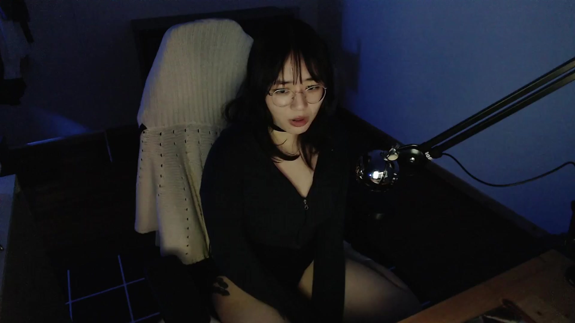 Gallery image thumbnail from n435899's myfreecams stream on, 03/22/2024, 22:18 image 15 of 20