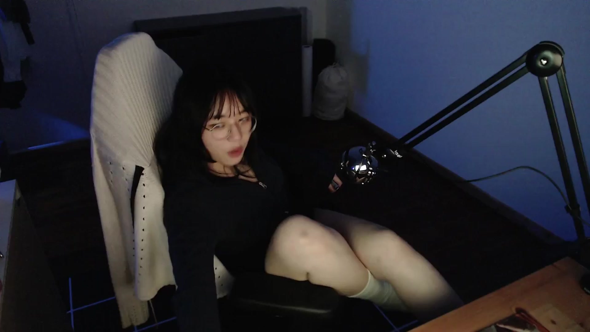 Gallery image thumbnail from n435899's myfreecams stream on, 03/22/2024, 22:18 image 3 of 20