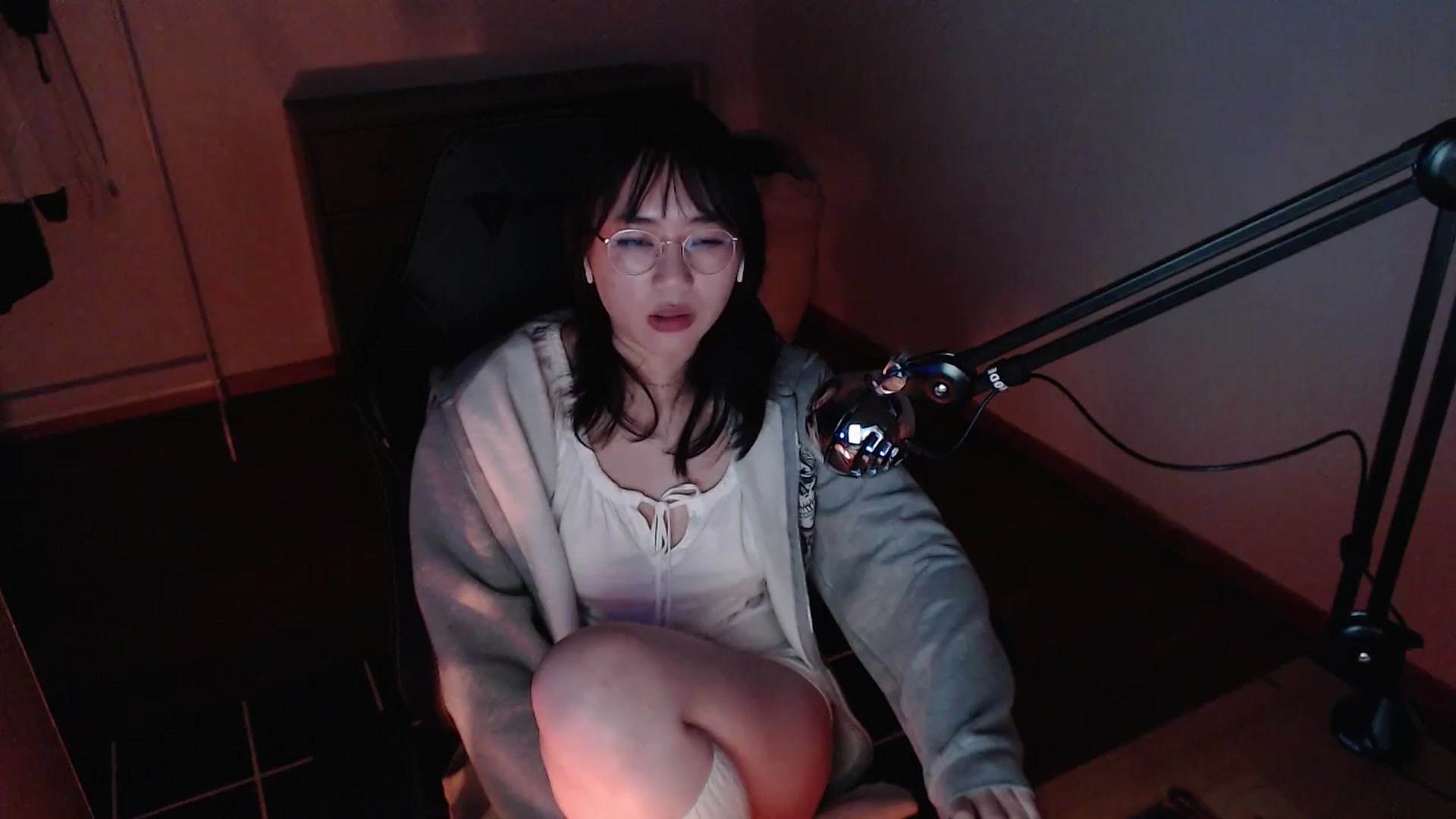 Gallery image thumbnail from n435899's myfreecams stream on, 04/03/2024, 02:35 image 1 of 20