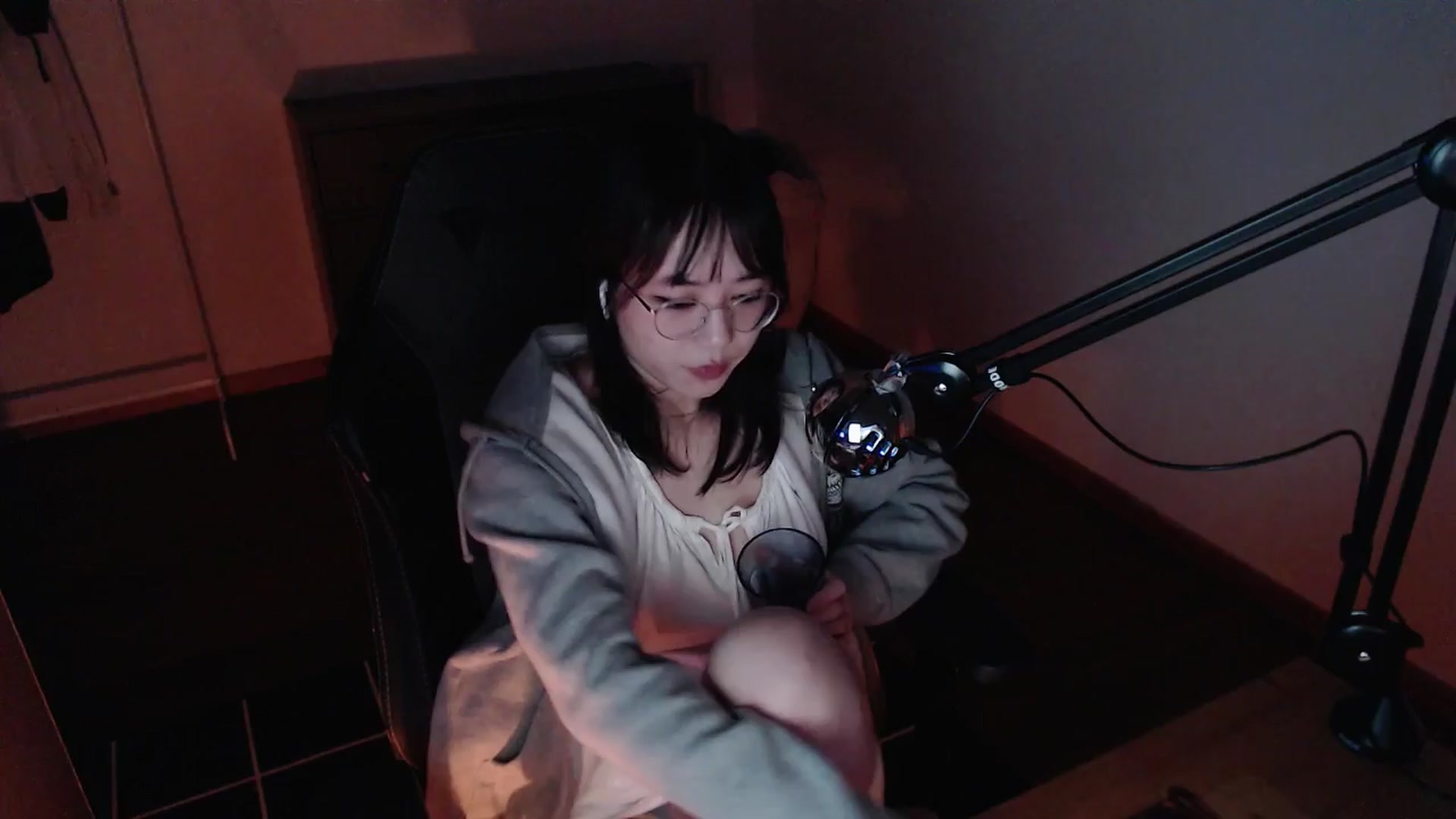 Gallery image thumbnail from n435899's myfreecams stream on, 04/03/2024, 02:35 image 11 of 20
