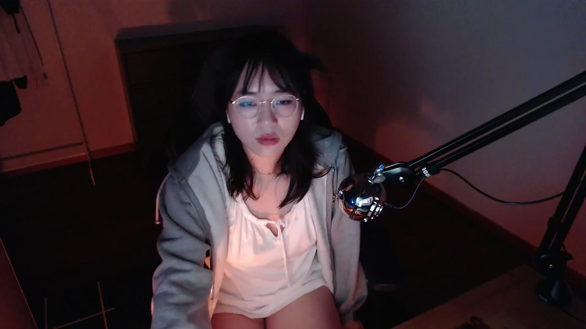 Gallery image thumbnail from n435899's myfreecams stream on, 04/03/2024, 02:35 image 17 of 20