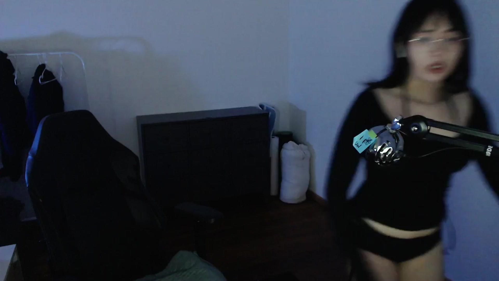 Gallery image thumbnail from n435899's myfreecams stream on, 04/09/2024, 08:55 image 12 of 20