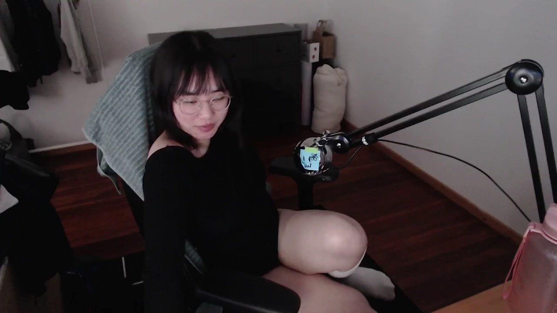 Gallery image thumbnail from n435899's myfreecams stream on, 04/25/2024, 16:41 image 9 of 20