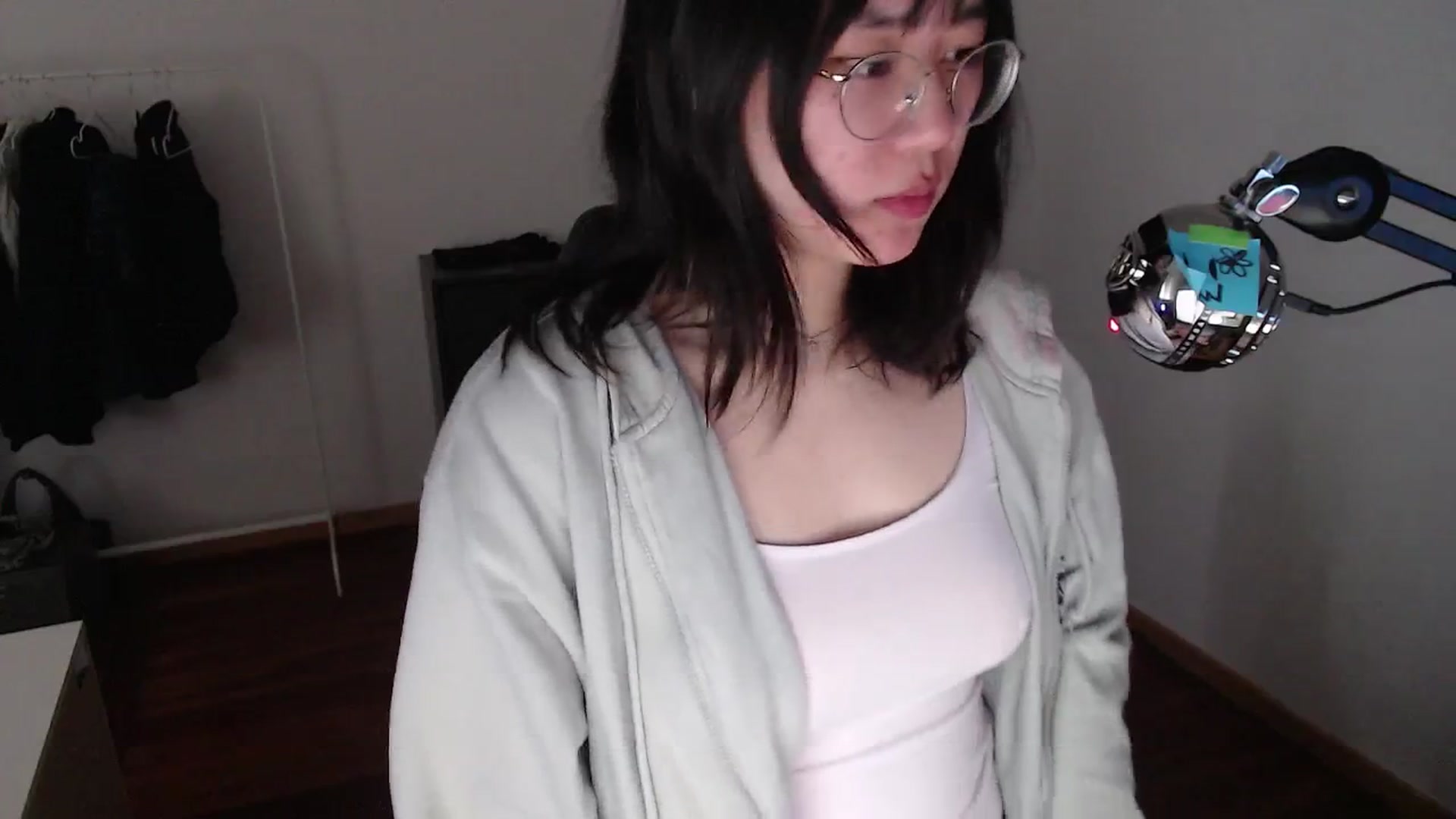 Gallery image thumbnail from n435899's myfreecams stream on, 04/26/2024, 09:20 image 16 of 20