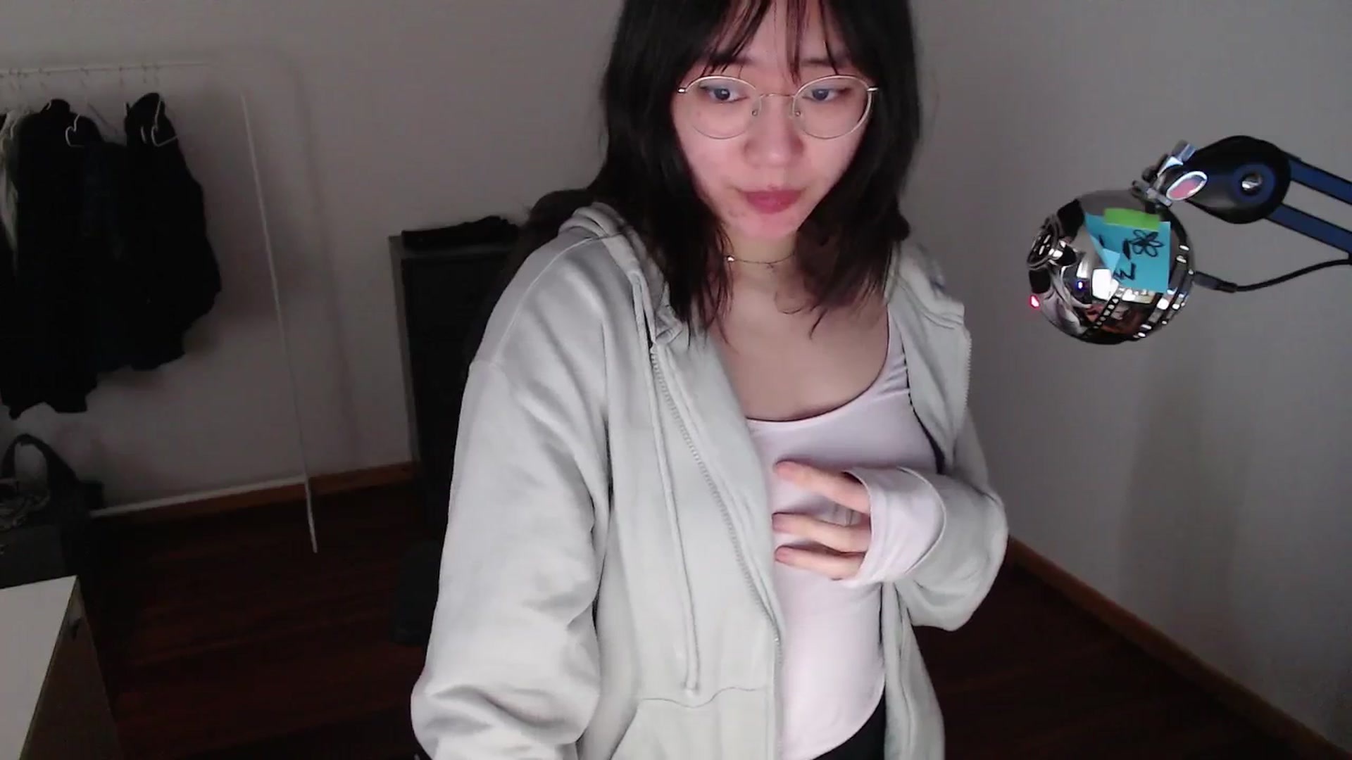 Gallery image thumbnail from n435899's myfreecams stream on, 04/26/2024, 09:20 image 20 of 20