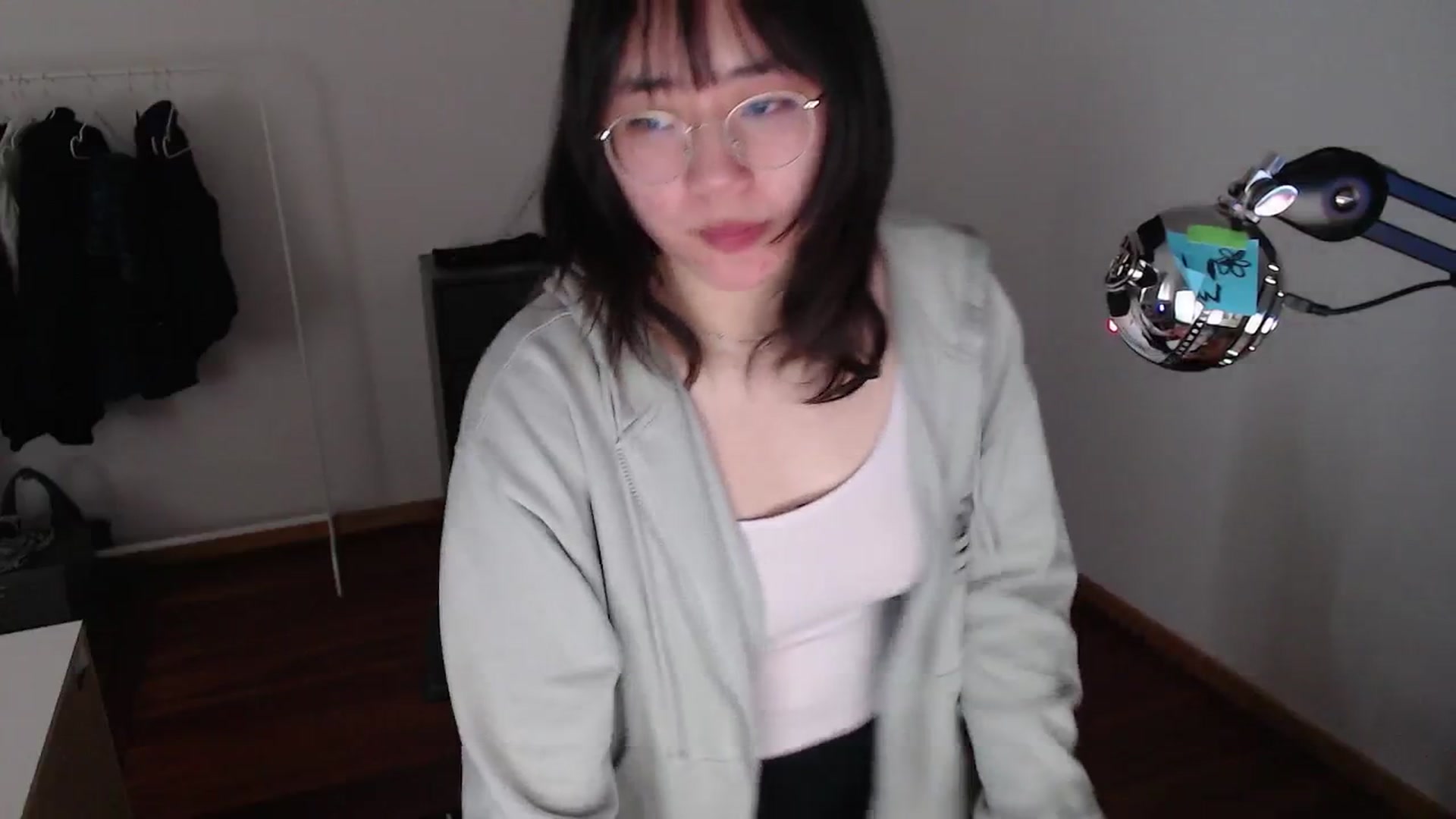 Gallery image thumbnail from n435899's myfreecams stream on, 04/26/2024, 09:20 image 4 of 20