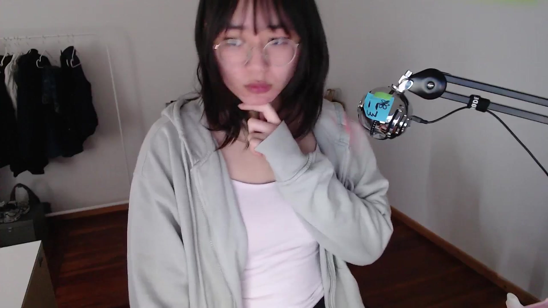 Gallery image thumbnail from n435899's myfreecams stream on, 04/26/2024, 10:46 image 6 of 20
