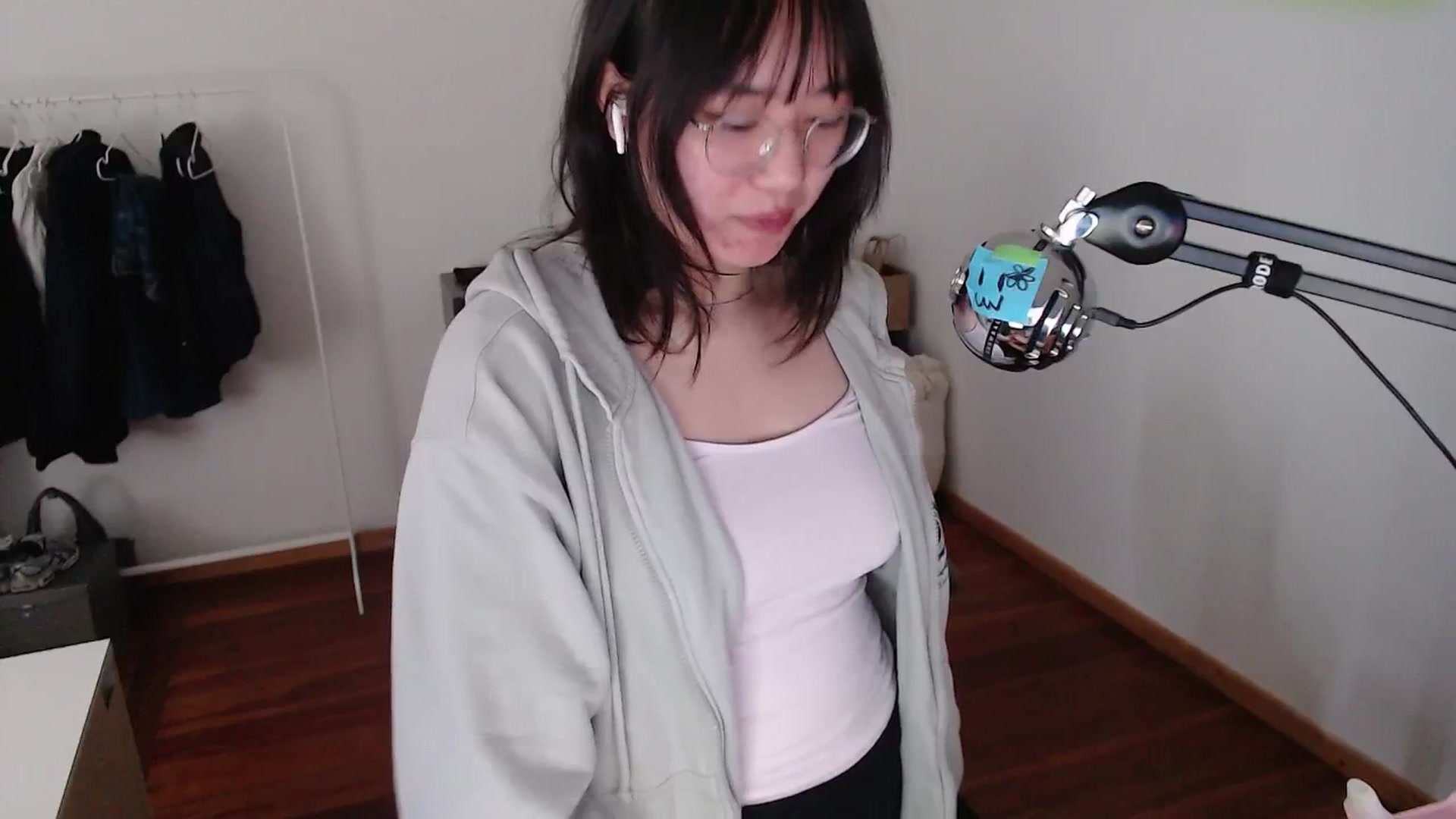 Gallery image thumbnail from n435899's myfreecams stream on, 04/26/2024, 10:46 image 3 of 20