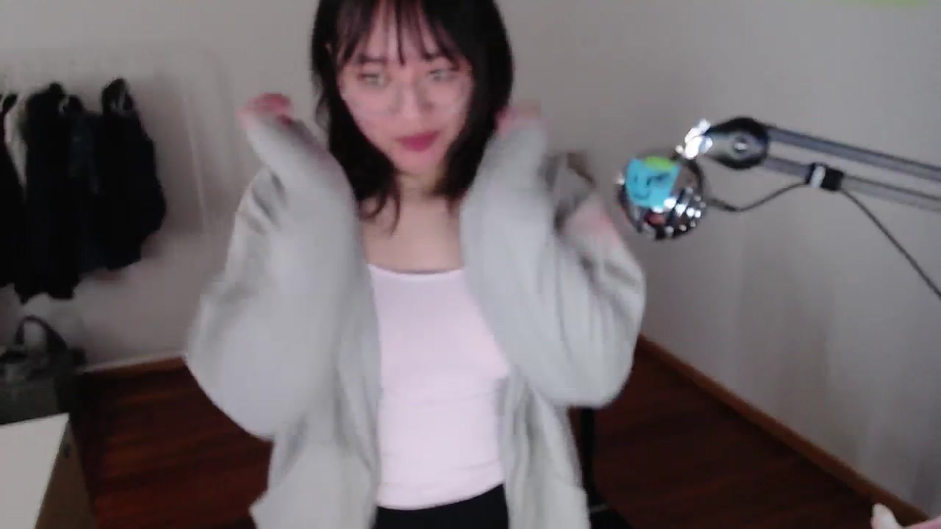 Gallery image thumbnail from n435899's myfreecams stream on, 04/26/2024, 10:46 image 5 of 20