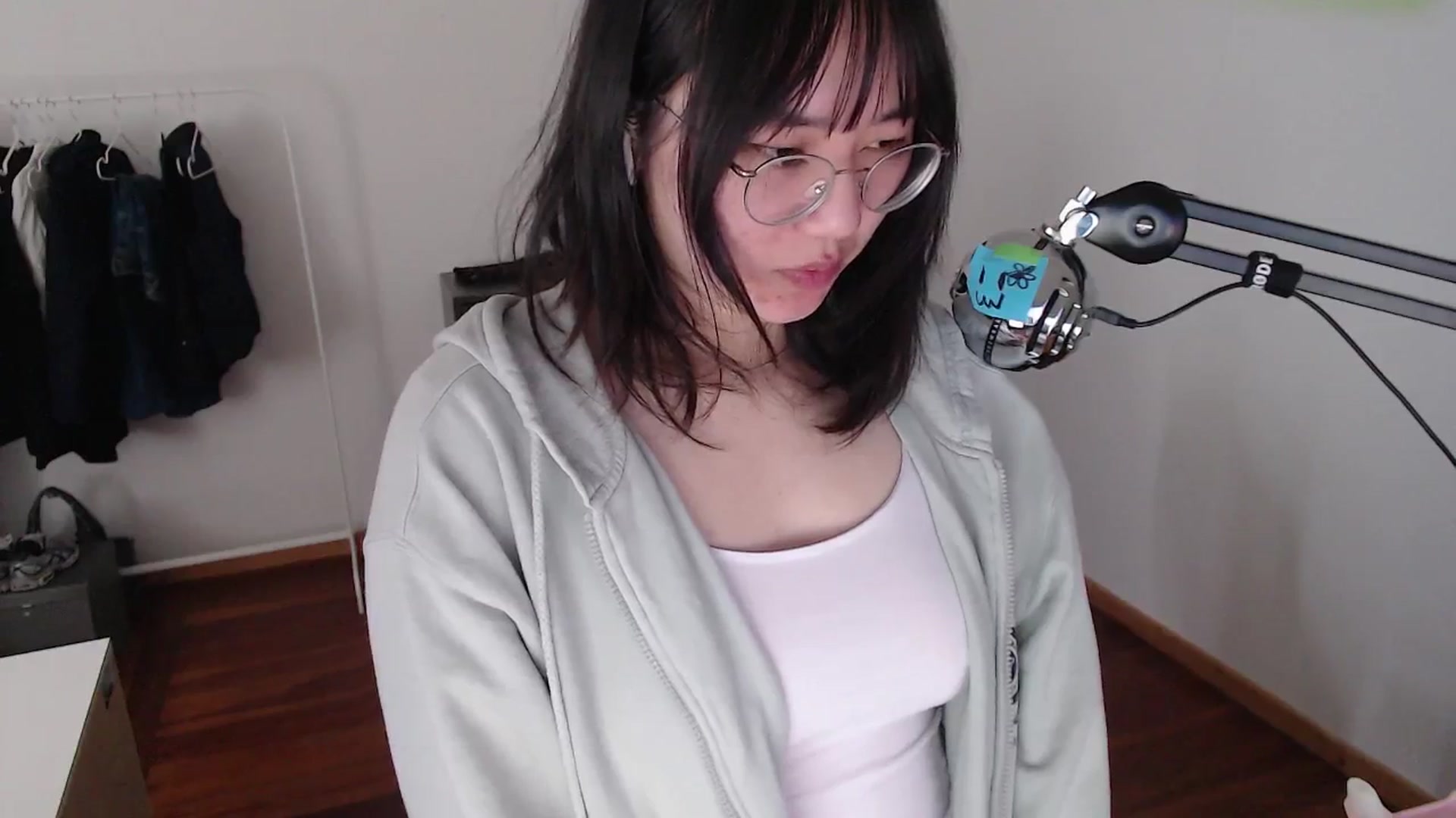 Gallery image thumbnail from n435899's myfreecams stream on, 04/26/2024, 10:46 image 2 of 20