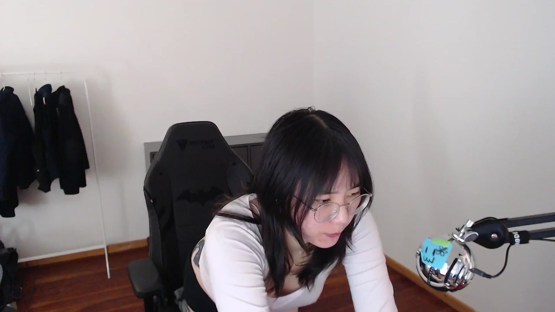 Gallery image thumbnail from n435899's myfreecams stream on, 04/27/2024, 14:26 image 11 of 20