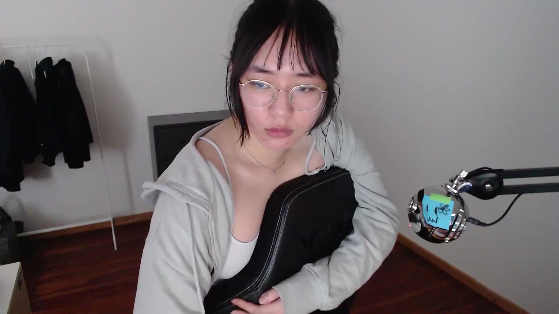 Gallery image thumbnail from n435899's myfreecams stream on, 04/29/2024, 11:38 image 20 of 20