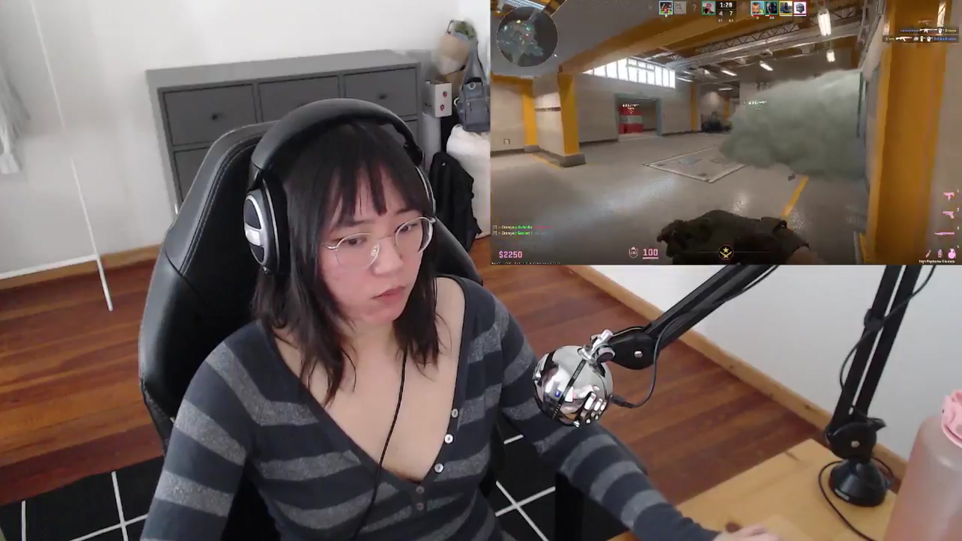 Gallery image thumbnail from n435899's myfreecams stream on, 05/08/2024, 07:58 image 15 of 20