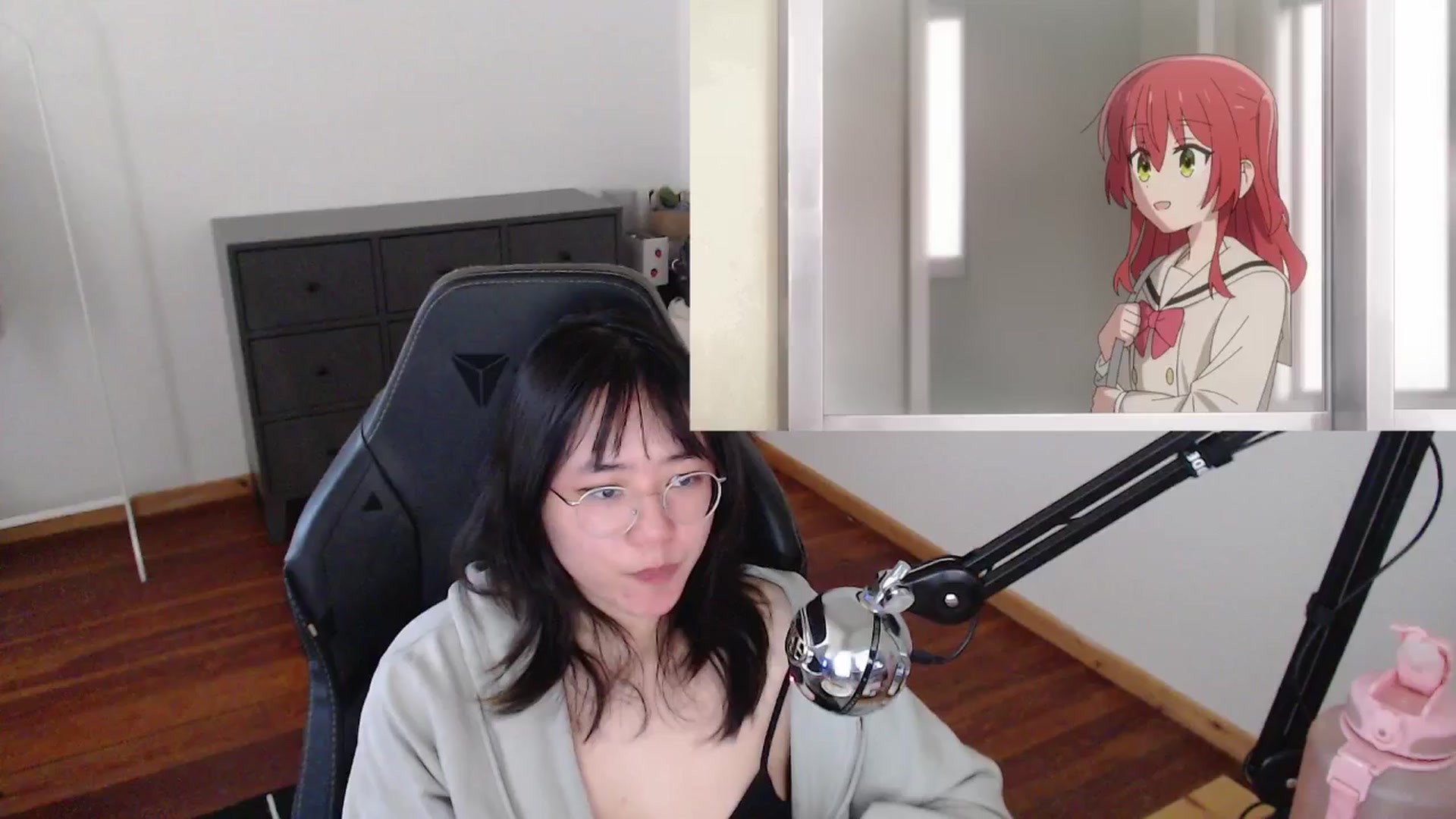 Gallery image thumbnail from n435899's myfreecams stream on, 05/11/2024, 08:32 image 1 of 20