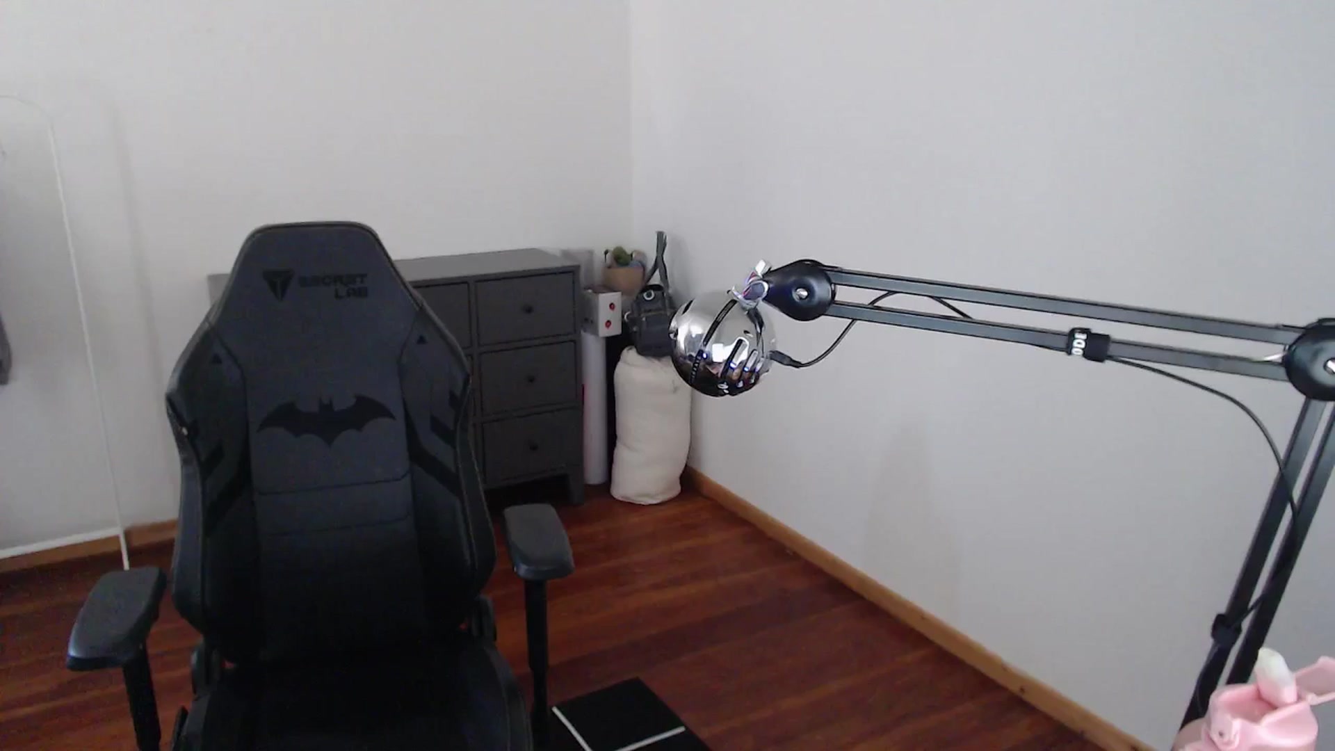 Gallery image thumbnail from n435899's myfreecams stream on, 05/11/2024, 08:32 image 16 of 20