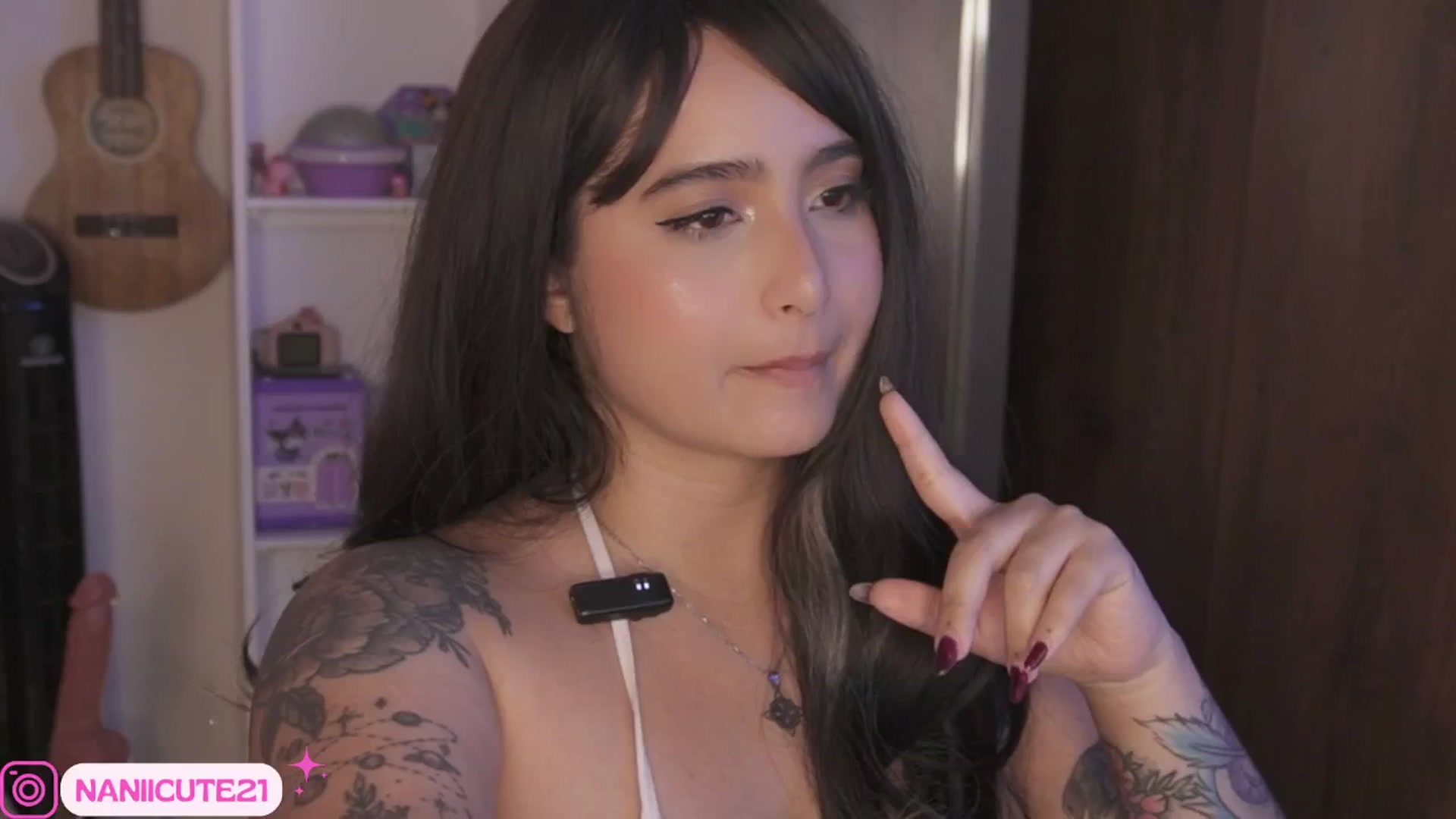 Gallery image thumbnail from naniicute's myfreecams stream on, 05/30/2025, 04:25 image 5 of 20