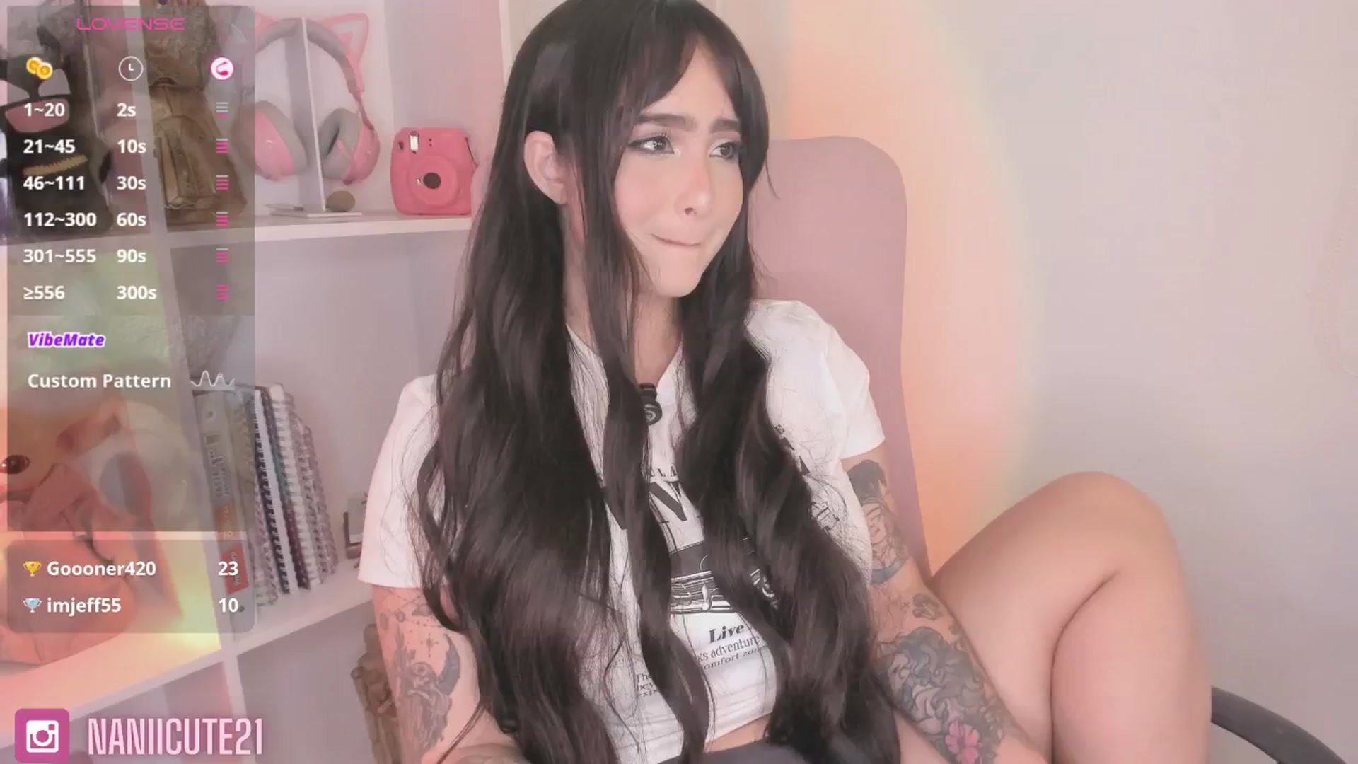Gallery image thumbnail from naniicute's myfreecams stream on, 08/19/2025, 07:44 image 2 of 20