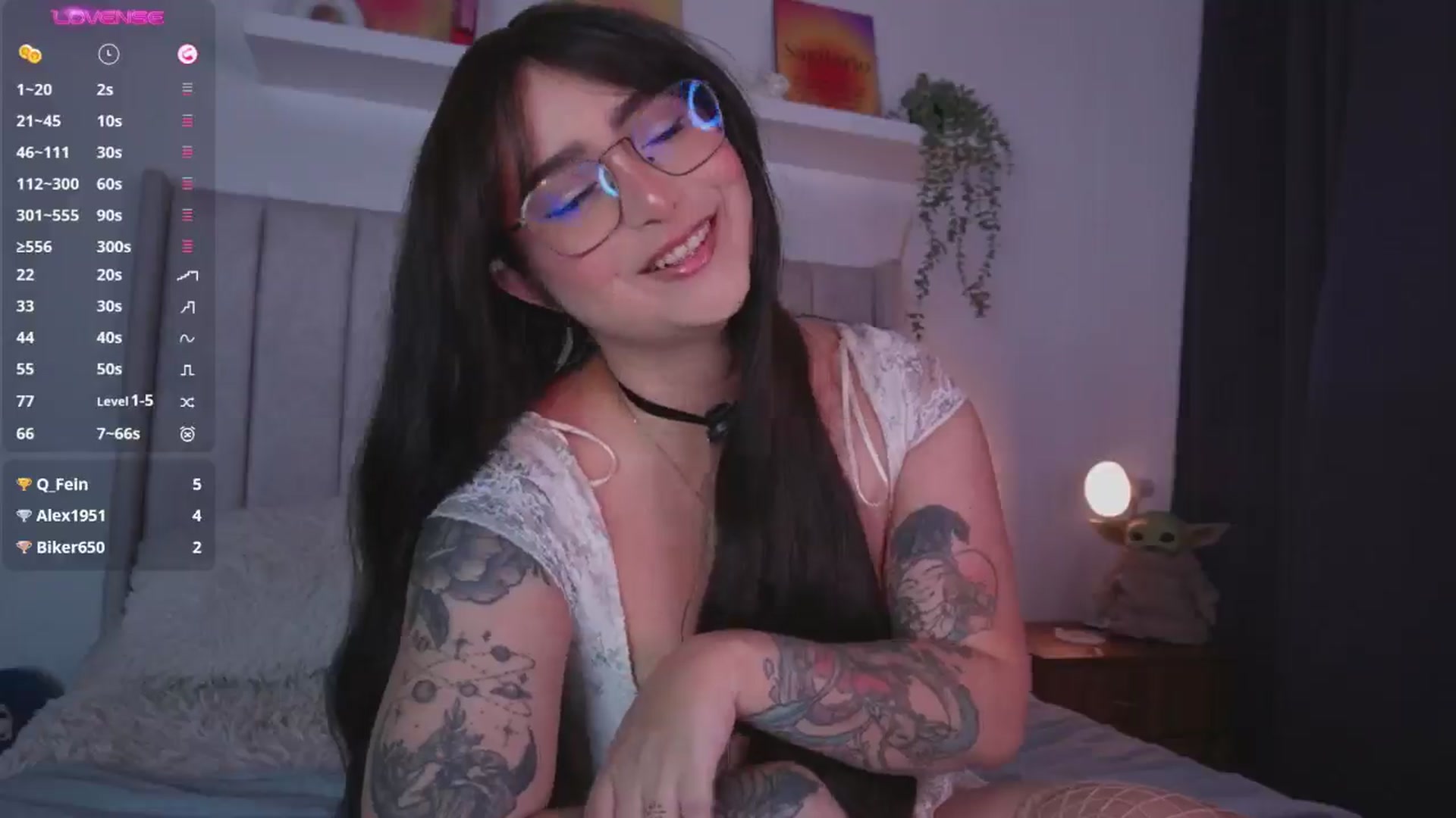 Gallery image thumbnail from naniicute's myfreecams stream on, 09/19/2025, 20:03 image 5 of 20