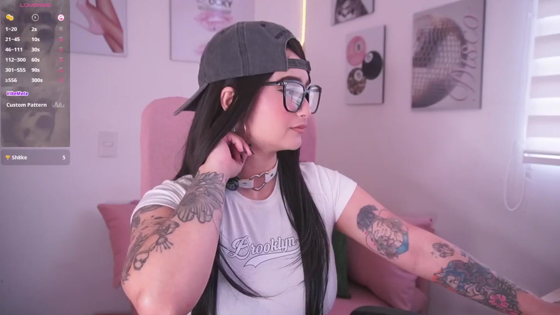 Gallery image thumbnail from naniicute's myfreecams stream on, 11/20/2025, 20:39 image 7 of 20