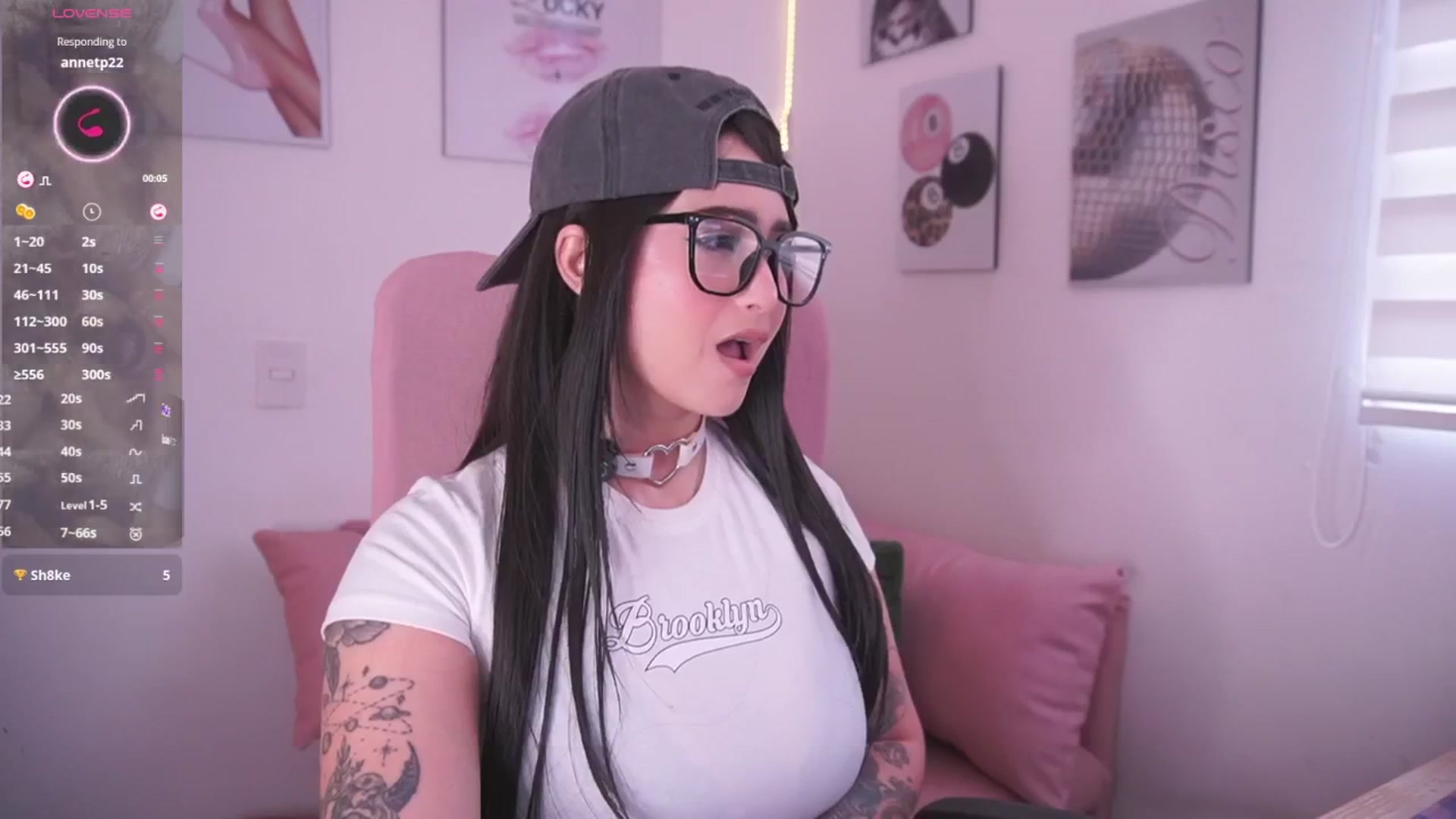 Gallery image thumbnail from naniicute's myfreecams stream on, 11/20/2025, 20:39 image 13 of 20