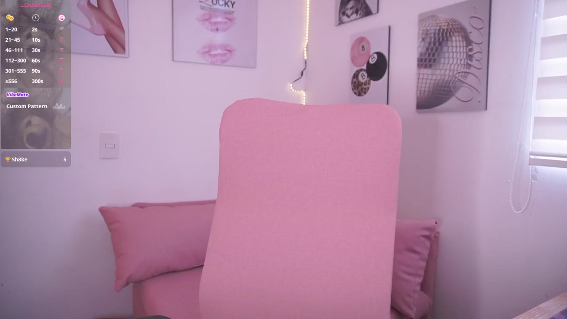 Gallery image thumbnail from naniicute's myfreecams stream on, 11/20/2025, 20:39 image 2 of 20