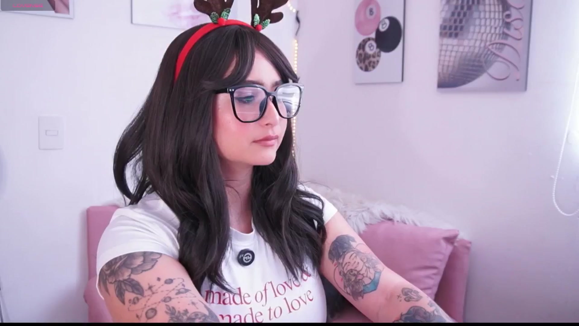 Gallery image thumbnail from naniicute's myfreecams stream on, 12/24/2025, 19:21 image 3 of 20