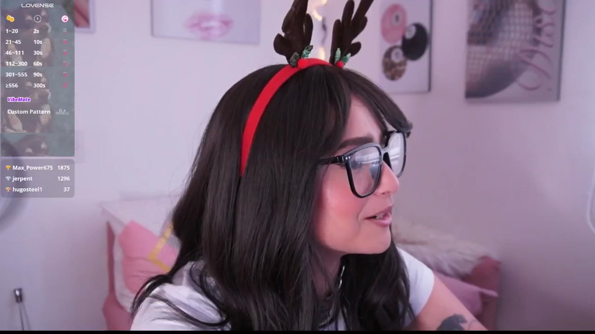 Gallery image thumbnail from naniicute's myfreecams stream on, 12/24/2025, 20:20 image 7 of 20