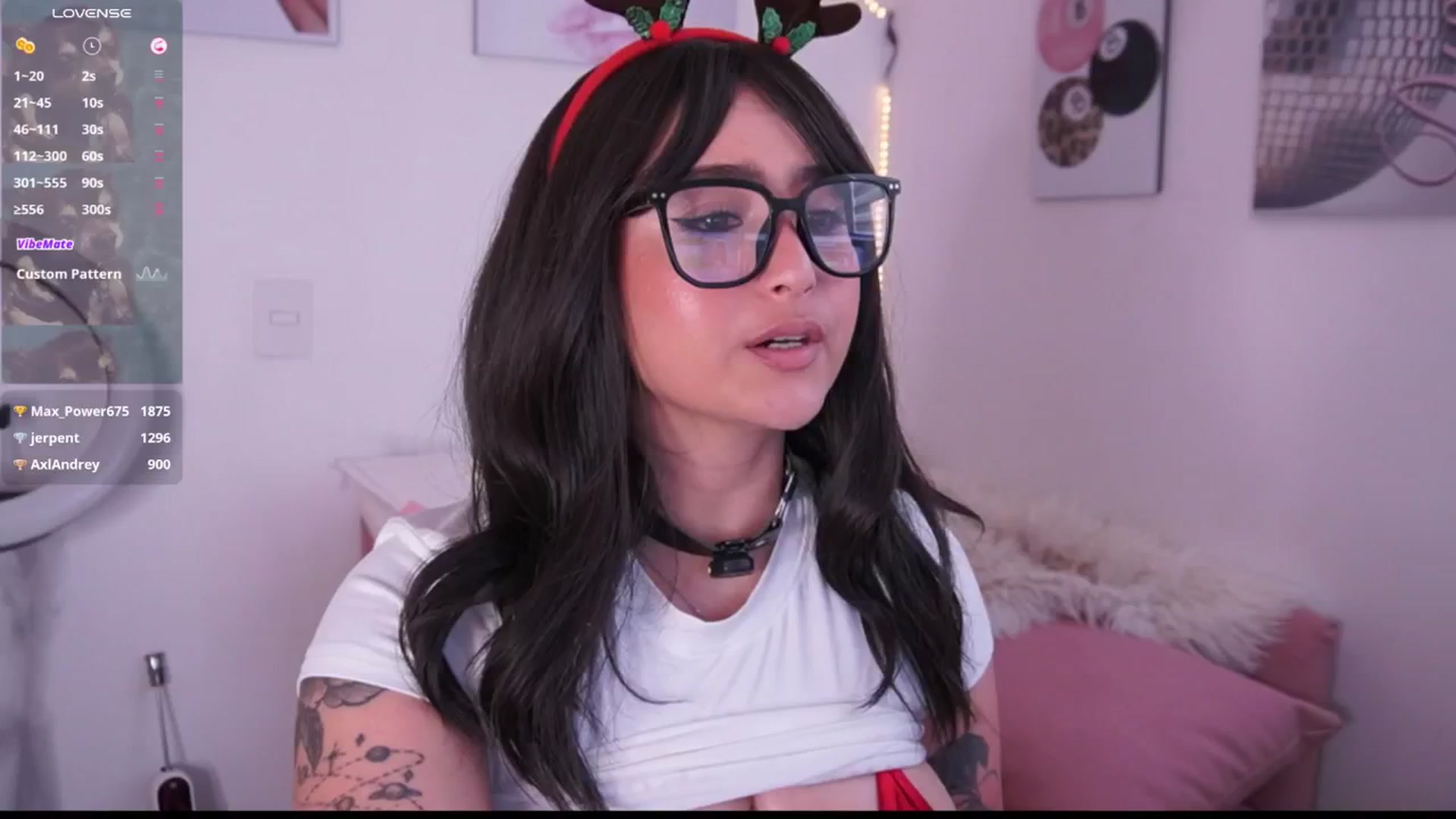 Gallery image thumbnail from naniicute's myfreecams stream on, 12/24/2025, 20:52 image 16 of 20