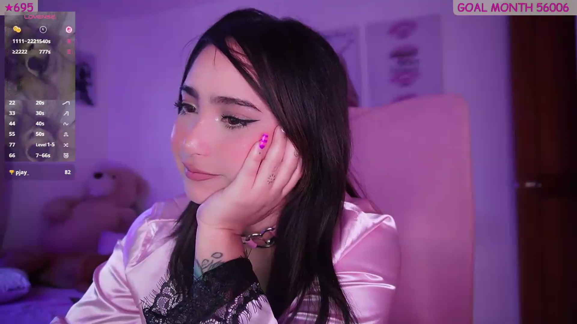 Gallery image thumbnail from naniicute's myfreecams stream on, 05/26/2026, 23:01 image 14 of 20