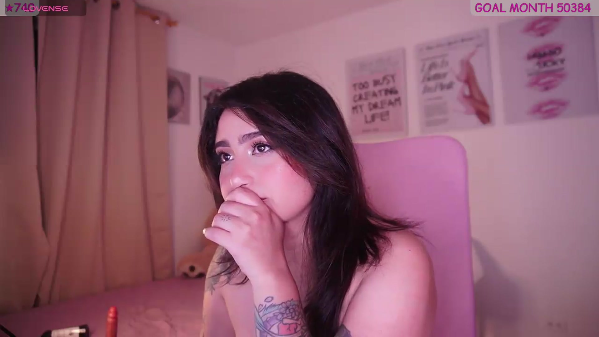 Gallery image thumbnail from naniicute's myfreecams stream on, 06/07/2026, 02:37 image 3 of 20