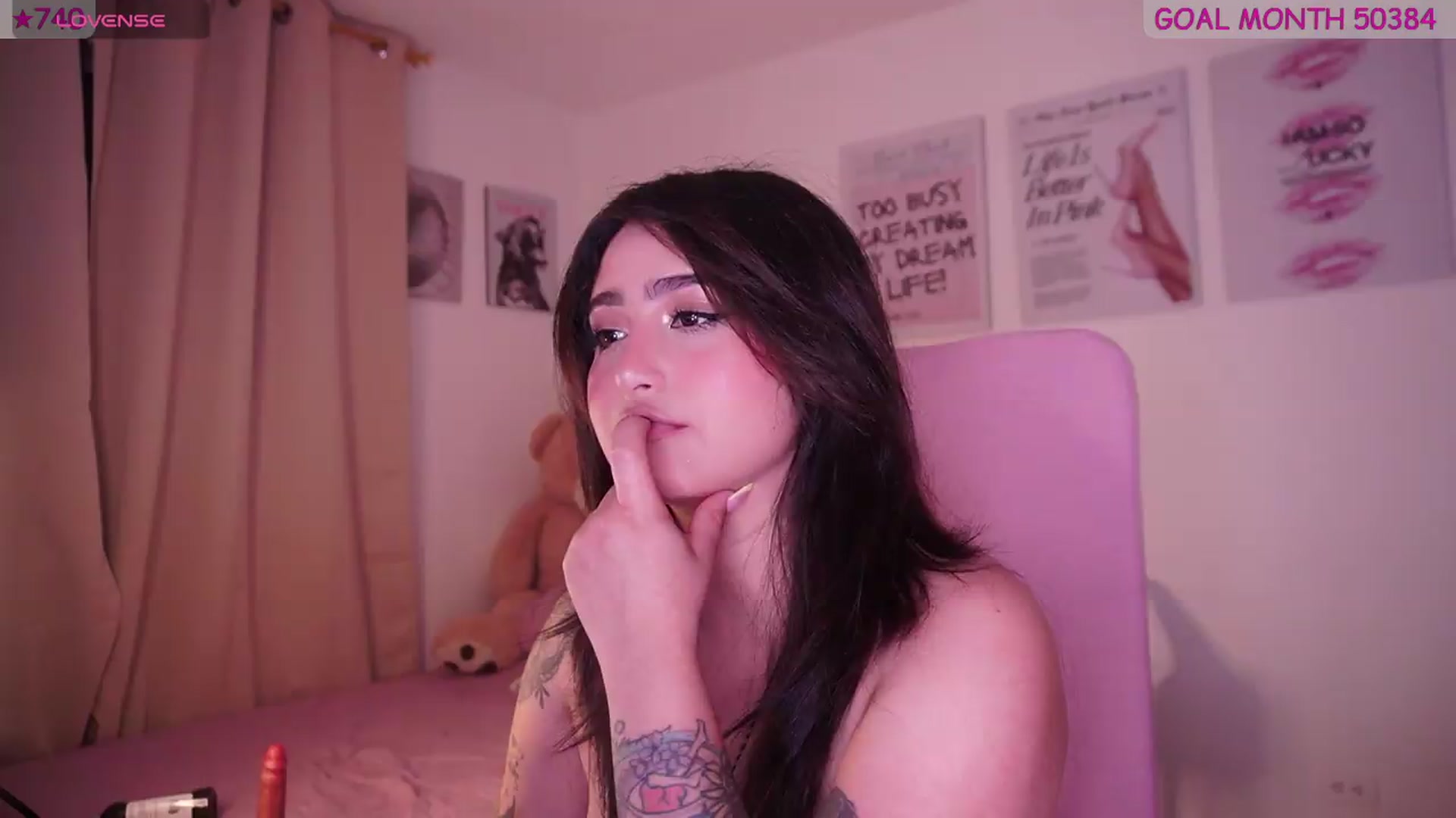 Gallery image thumbnail from naniicute's myfreecams stream on, 06/07/2026, 02:37 image 1 of 20