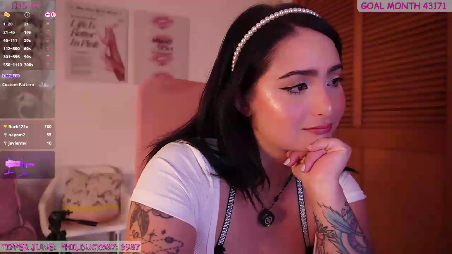 Gallery image thumbnail from naniicute's myfreecams stream on, 06/19/2026, 03:22 image 11 of 20