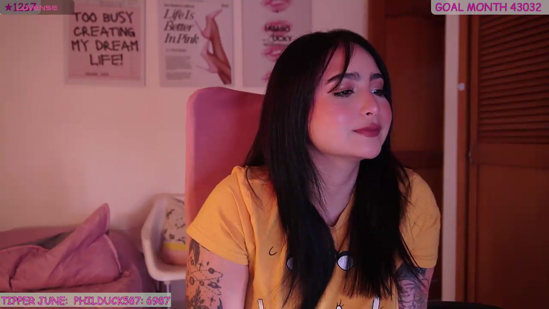 Gallery image thumbnail from naniicute's myfreecams stream on, 06/22/2026, 01:50 image 5 of 20