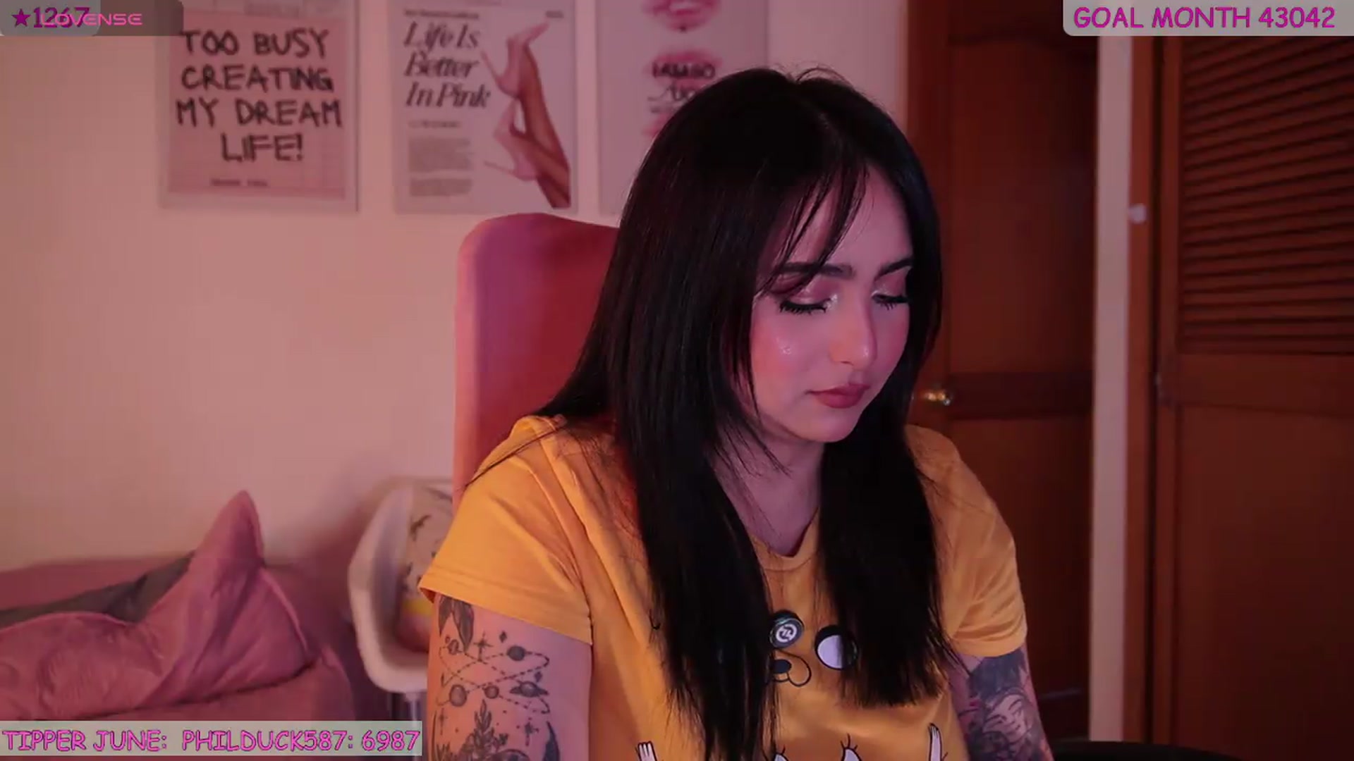 Gallery image thumbnail from naniicute's myfreecams stream on, 06/22/2026, 01:50 image 2 of 20